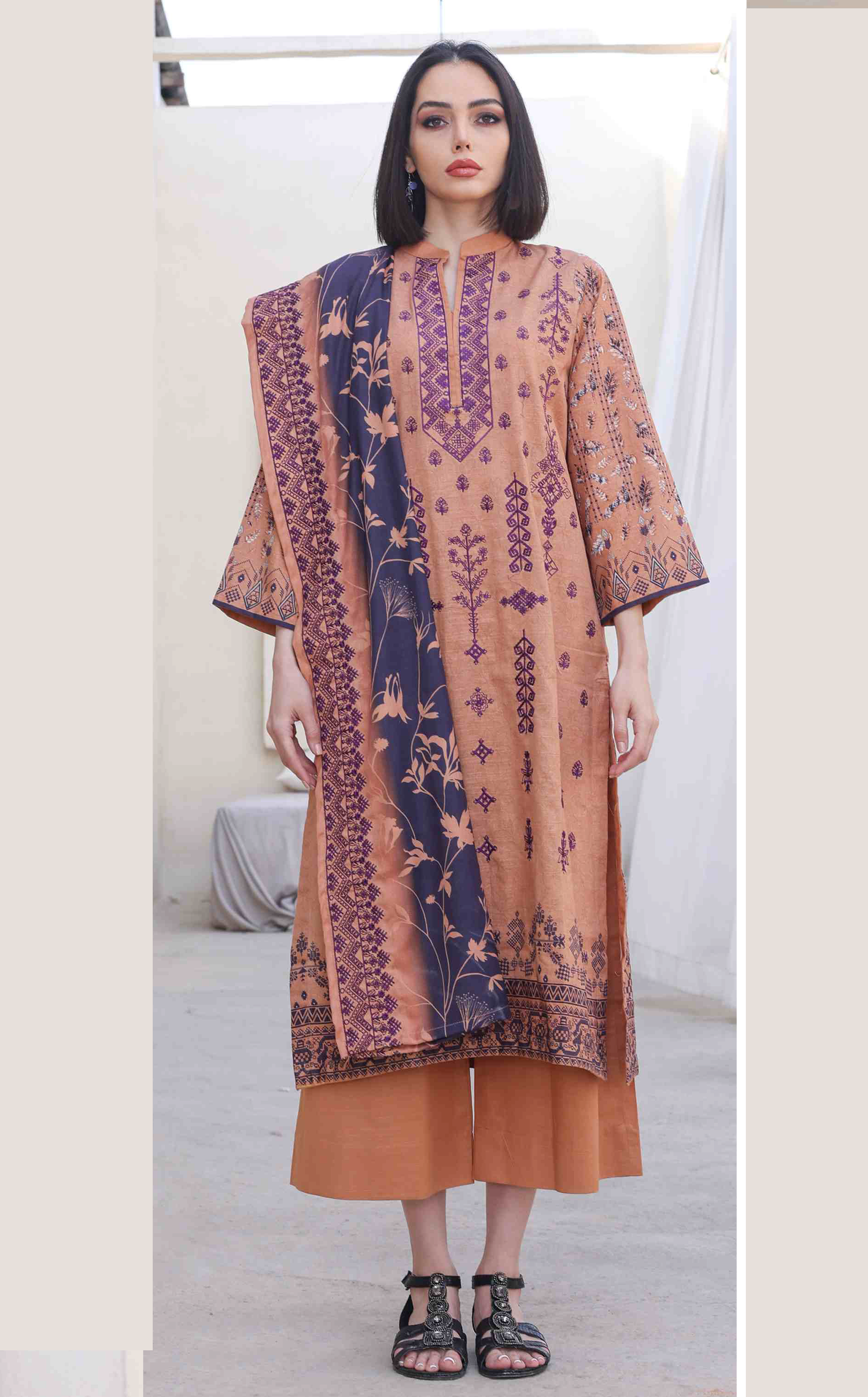 Radisson By Rashid Textile Embroidered Khaddar 3 Piece Unstitched Suit RT24R D-8357 Radisson By Rashid Textile Embroidered Khaddar 3 Piece Unstitched Suit RT24R D-8357