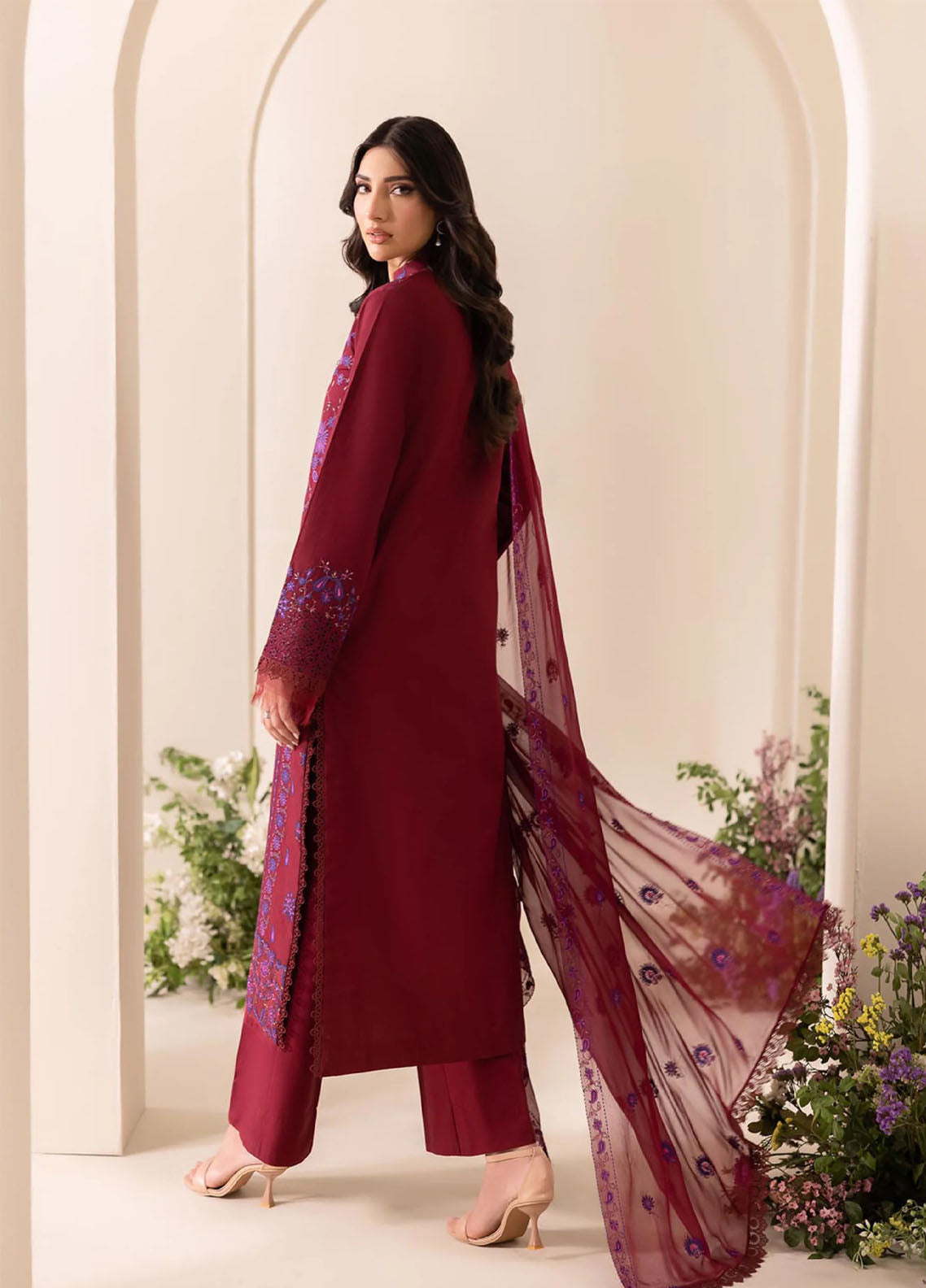 Rajbari Exclusive Embroidered Lawn 3 Piece Unstitched Suit RB26EE D-08 Rajbari Exclusive Embroidered Lawn 3 Piece Unstitched Suit RB26EE D-08