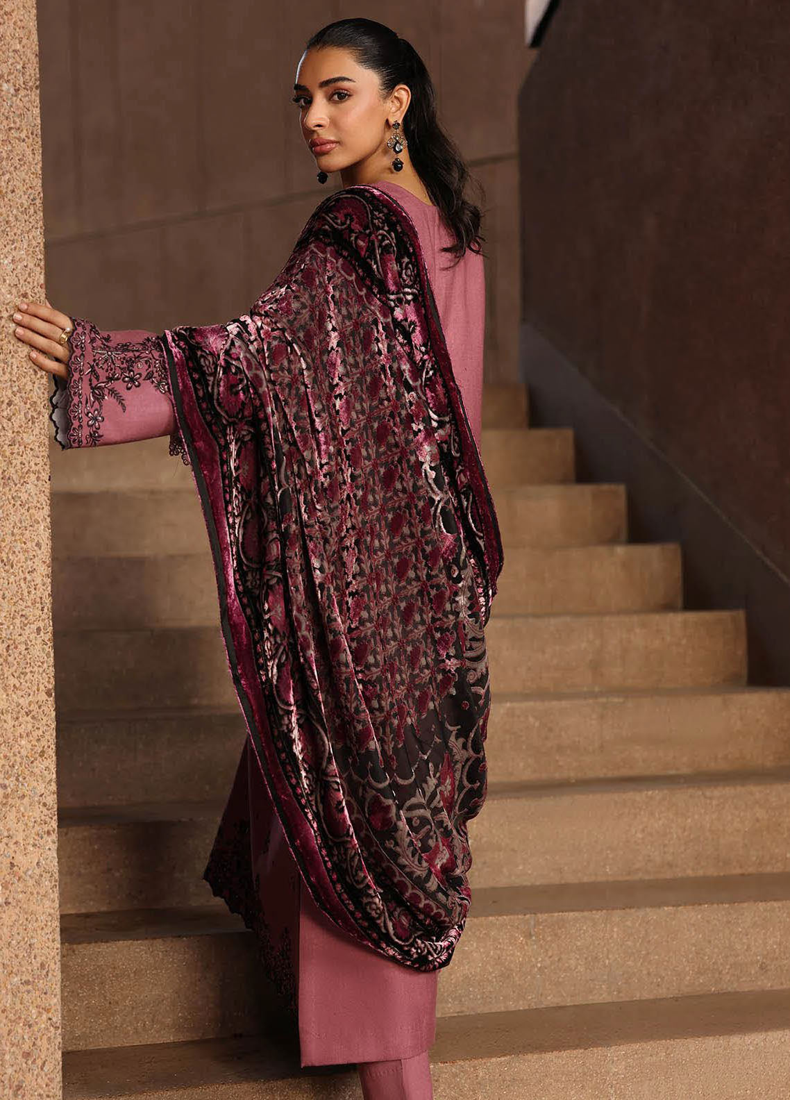 Rajbari Premium Embroidered Peach Leather 3 Piece Unstitched Suit RB25PWSE D-02 Rajbari Premium Embroidered Peach Leather 3 Piece Unstitched Suit RB25PWSE D-02