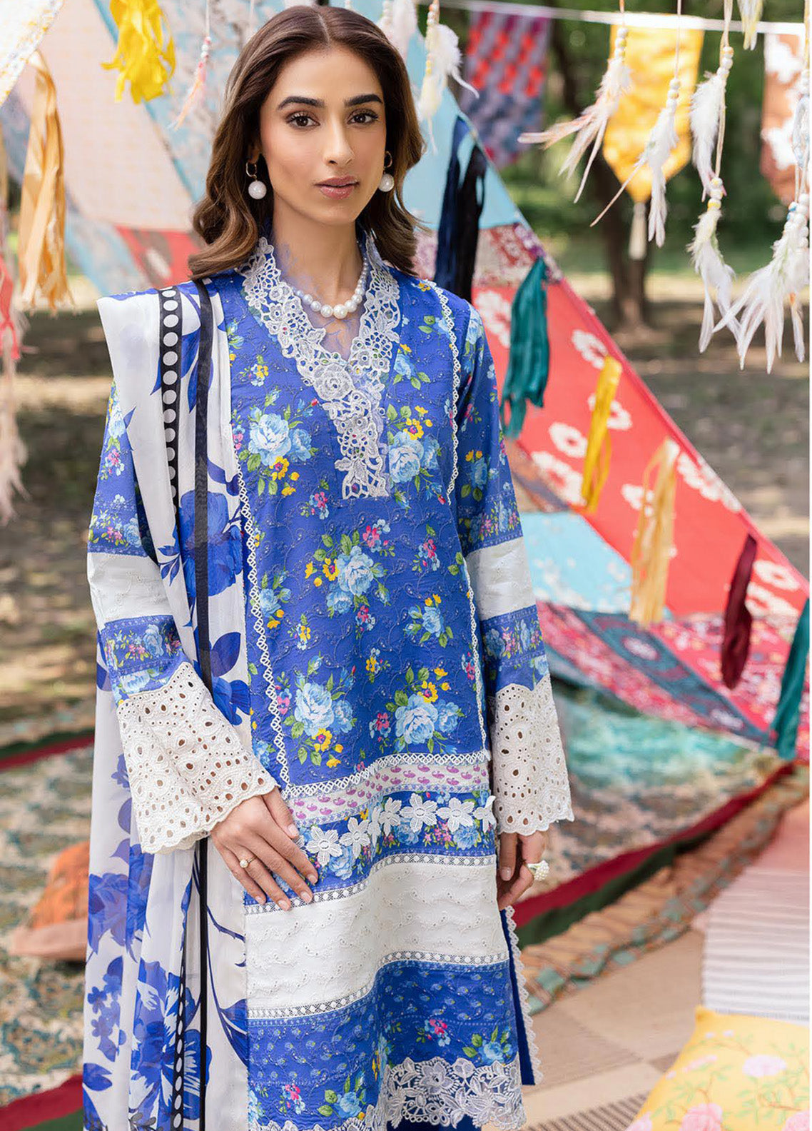 RajBari Schiffli Printkari Embroidered Lawn 3 Piece Unstitched Suit RB25S SPE-06 RajBari Schiffli Printkari Embroidered Lawn 3 Piece Unstitched Suit RB25S SPE-06