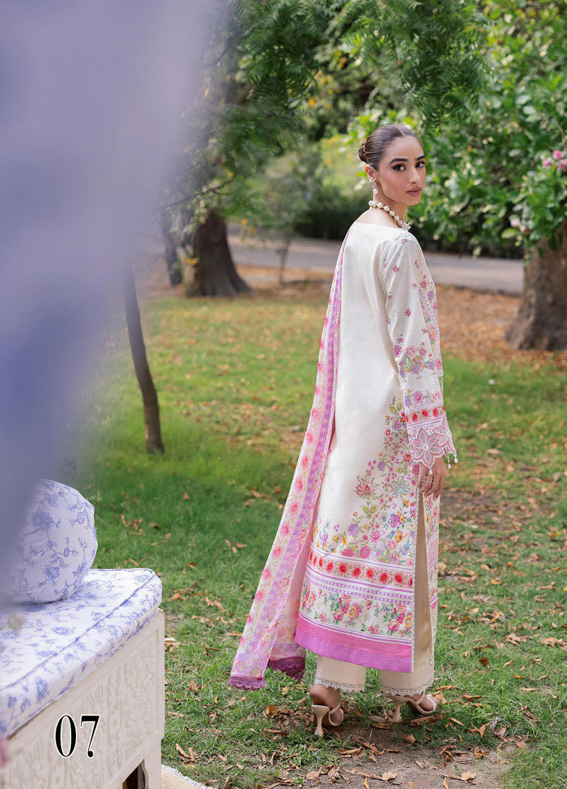 RajBari Schiffli Printkari Embroidered Lawn 3 Piece Unstitched Suit RB25S SPE-07 RajBari Schiffli Printkari Embroidered Lawn 3 Piece Unstitched Suit RB25S SPE-07