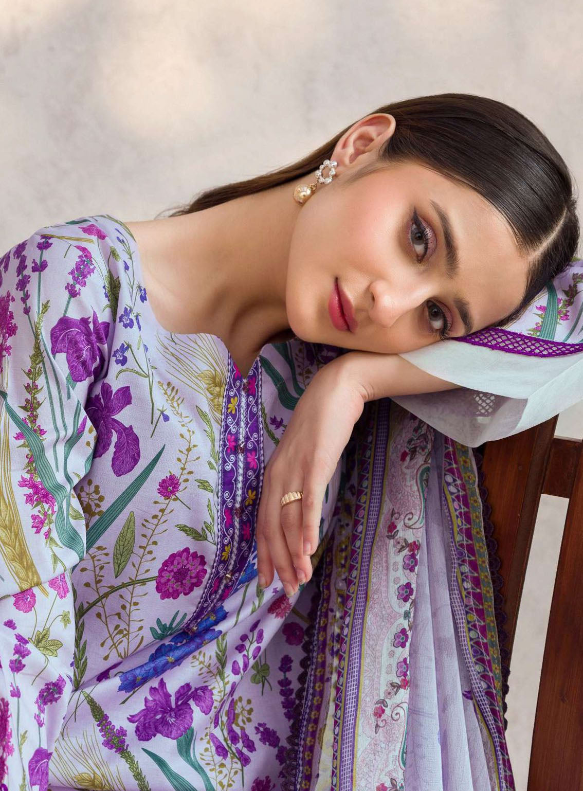Rang By Motifz Digital Printed Lawn 3 Piece Unstitched Suit MT24D 4601 FAHA Rang By Motifz Digital Printed Lawn 3 Piece Unstitched Suit MT24D 4601 FAHA