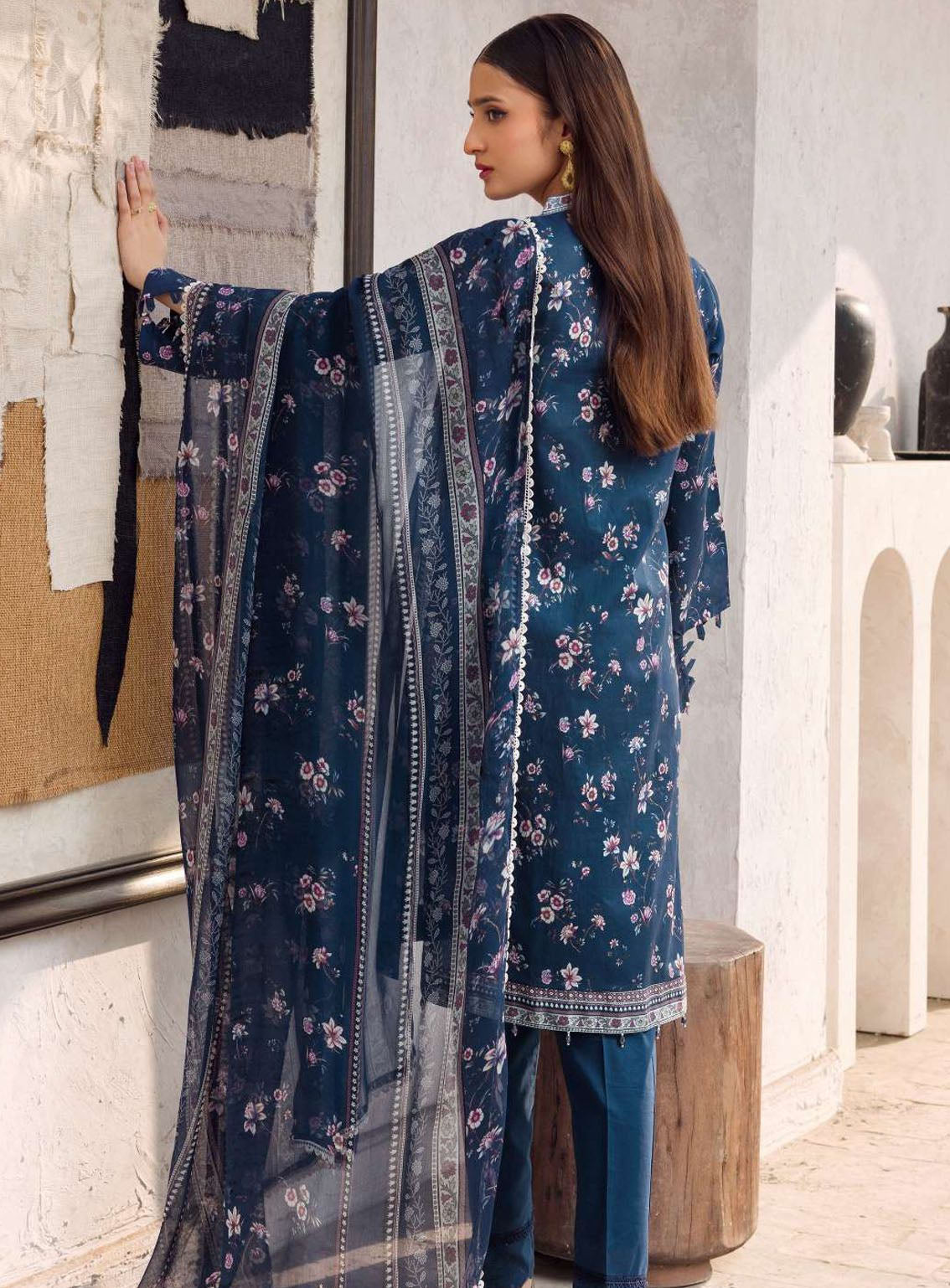 Rang By Motifz Digital Printed Lawn 3 Piece Unstitched Suit MT24D 4605 AFRA Rang By Motifz Digital Printed Lawn 3 Piece Unstitched Suit MT24D 4605 AFRA