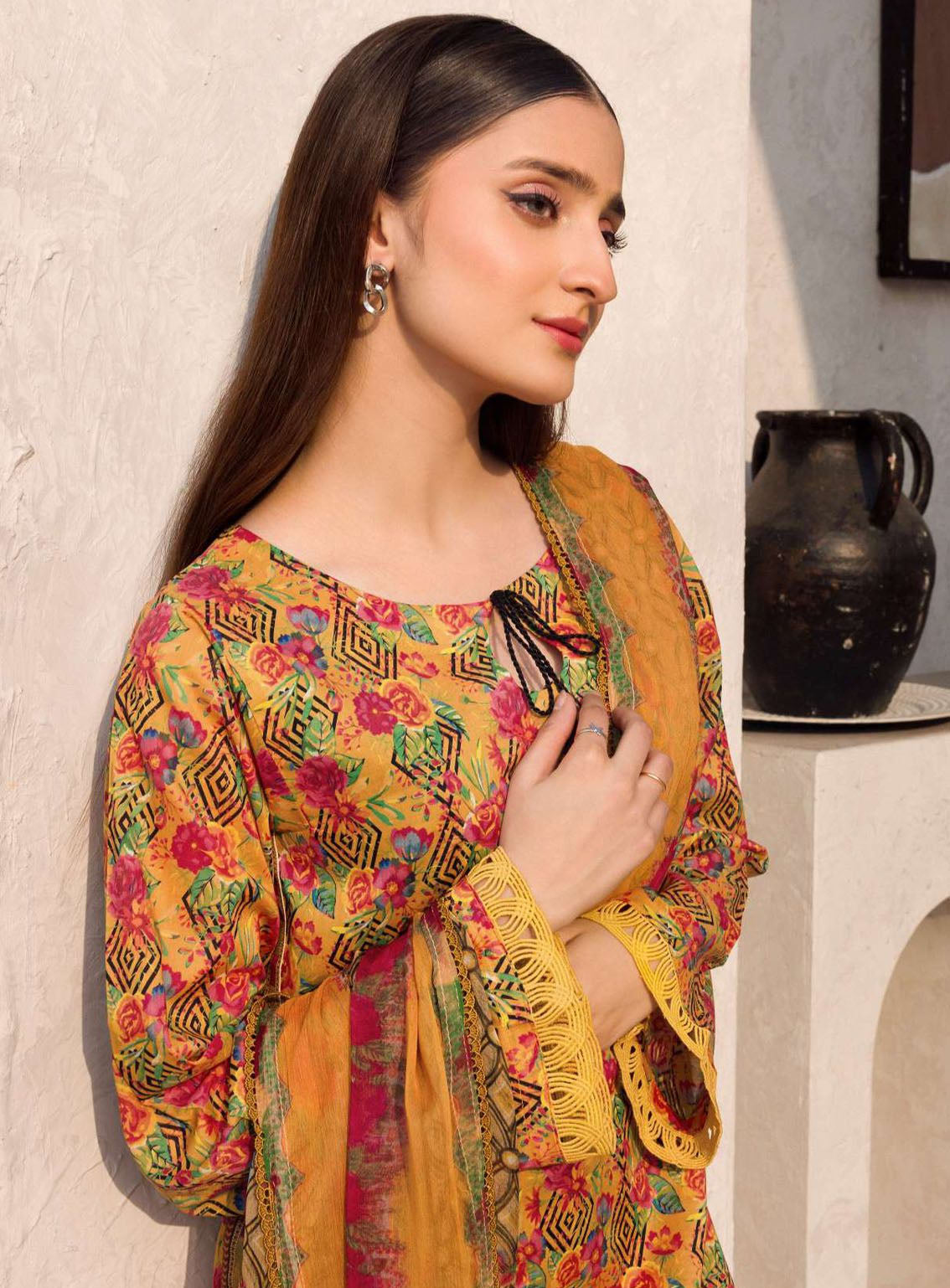 Rang By Motifz Digital Printed Lawn 3 Piece Unstitched Suit MT24D 4609 NAYLA Rang By Motifz Digital Printed Lawn 3 Piece Unstitched Suit MT24D 4609 NAYLA