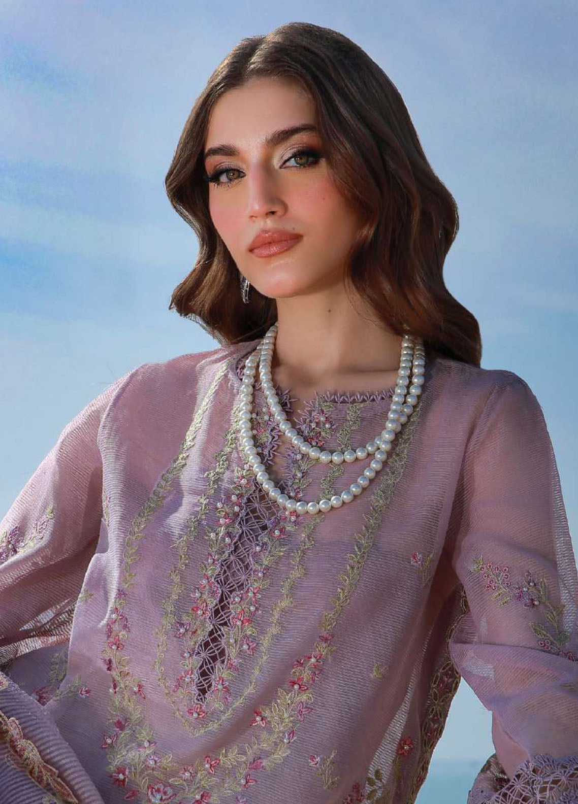 Rang Rasiya Premium Embroidered Lawn 3 Piece Unstitched Suit RR26P D-PARISA Rang Rasiya Premium Embroidered Lawn 3 Piece Unstitched Suit RR26P D-PARISA