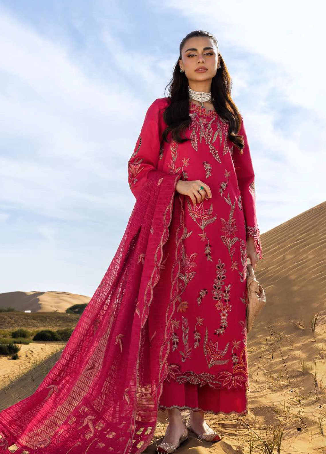 Rang Rasiya Premium Embroidered Lawn 3 Piece Unstitched Suit RR26P D-SAFA Rang Rasiya Premium Embroidered Lawn 3 Piece Unstitched Suit RR26P D-SAFA