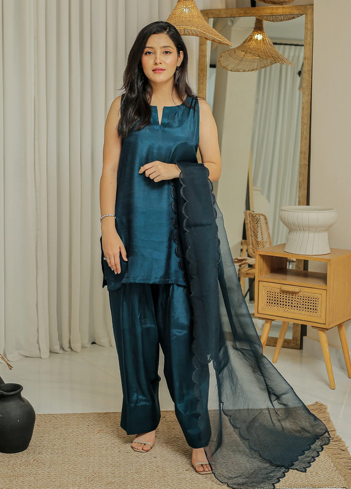 Rangeen Festive Luxe Printed Raw Silk 3 Piece Stitched Suit RN25FL-3P D-BELLE Rangeen Festive Luxe Printed Raw Silk 3 Piece Stitched Suit RN25FL-3P D-BELLE
