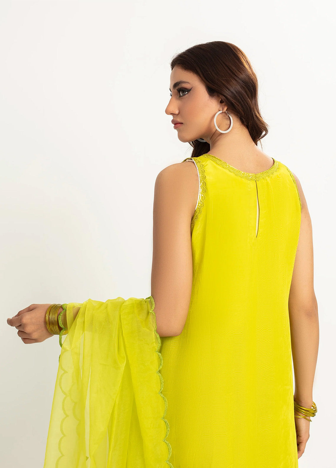 Rangeen Festive Luxe Printed Raw Silk 3 Piece Stitched Suit RN25FL-3P D-LIME Rangeen Festive Luxe Printed Raw Silk 3 Piece Stitched Suit RN25FL-3P D-LIME