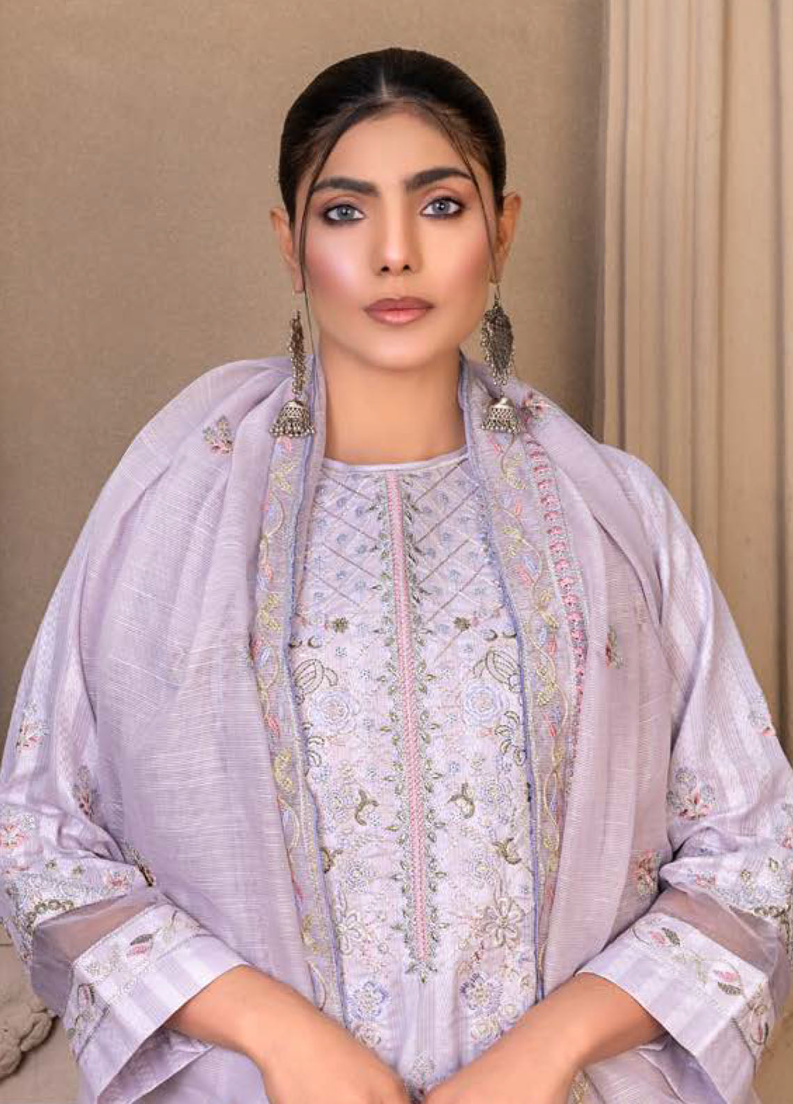Rashq-E-Qamar By Noorjahan Eid Embroidered Lawn Dupatta 3 Piece Unstitched Suit NJ24RQEEL D-06 Rashq-E-Qamar By Noorjahan Eid Embroidered Lawn Dupatta 3 Piece Unstitched Suit NJ24RQEEL D-06