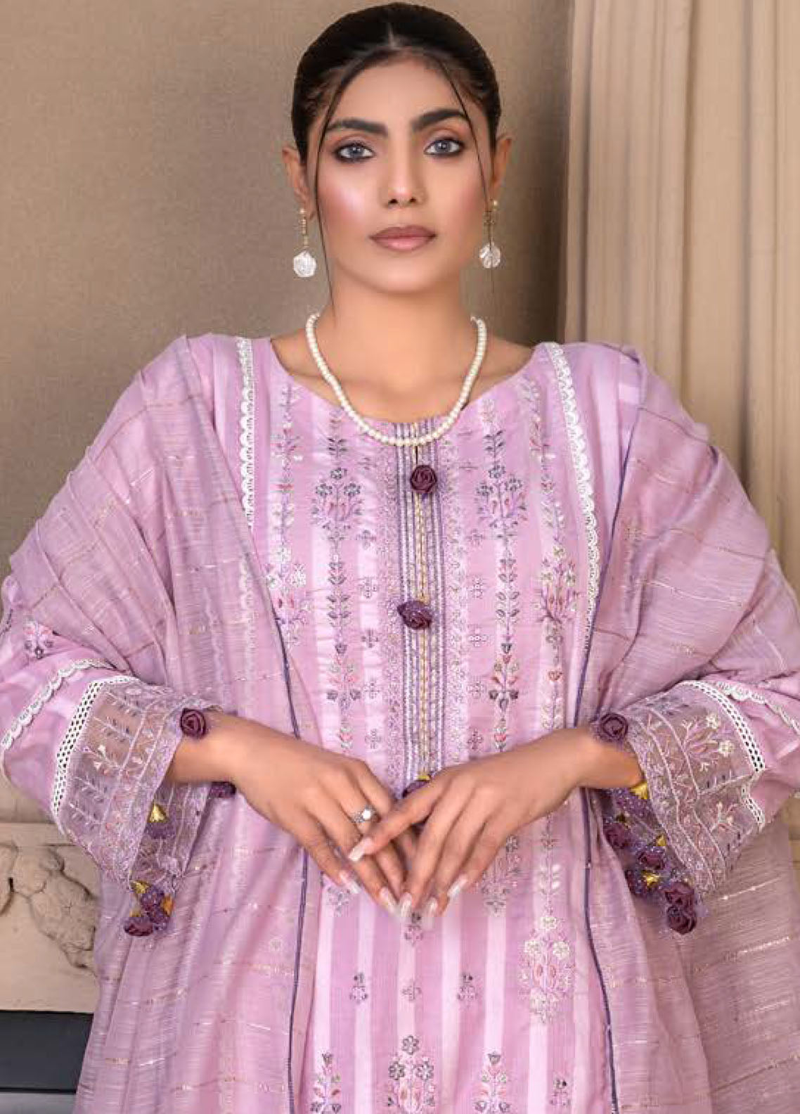 Rashq-E-Qamar By Noorjahan Eid Embroidered Lawn Dupatta 3 Piece Unstitched Suit NJ24RQEEL D-08 Rashq-E-Qamar By Noorjahan Eid Embroidered Lawn Dupatta 3 Piece Unstitched Suit NJ24RQEEL D-08