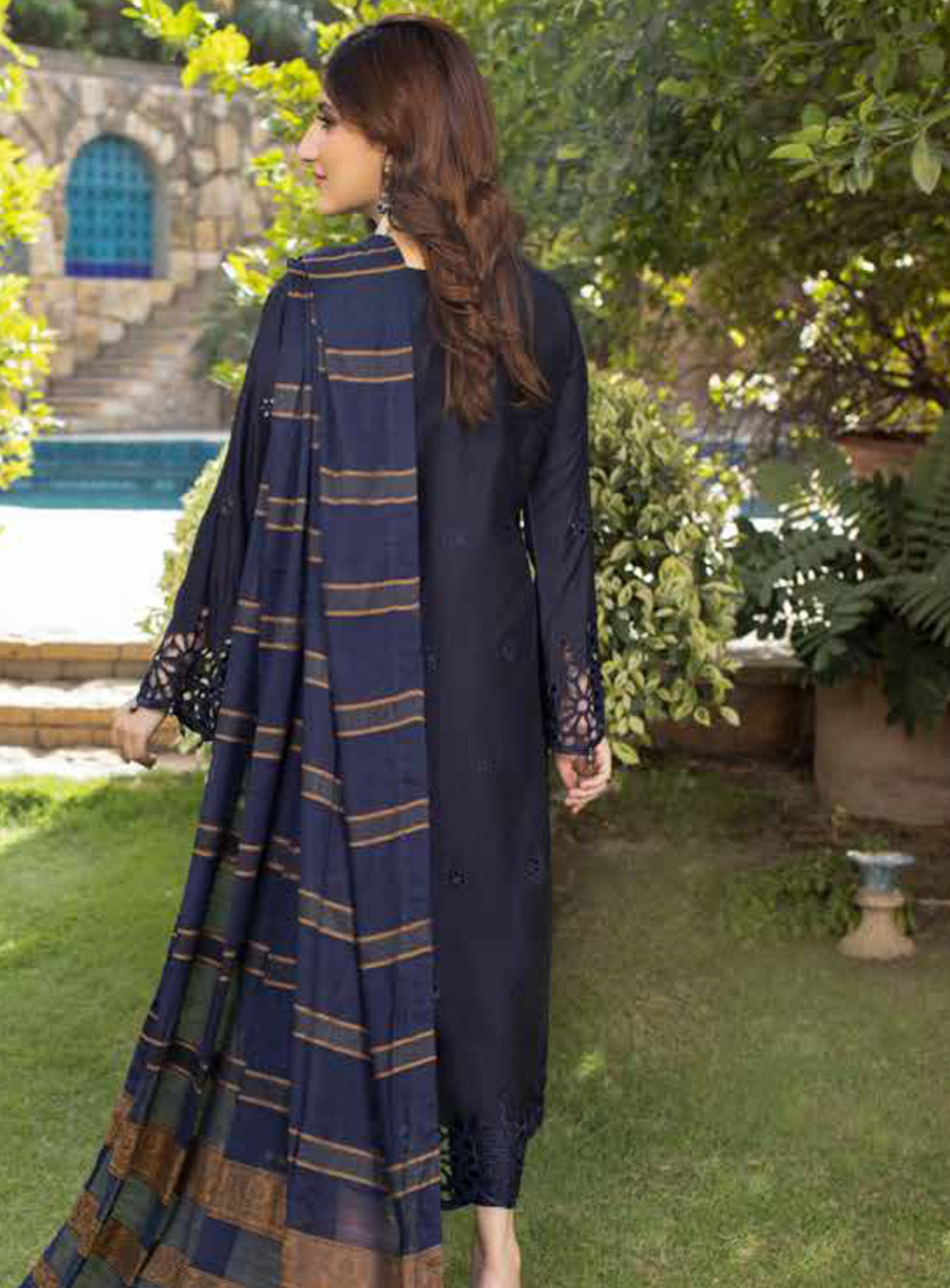 Raspberry By Schick Embroidered Schiffli Boring Viscose 3 Piece Unstitched Suit SDH24R D-01 Raspberry By Schick Embroidered Schiffli Boring Viscose 3 Piece Unstitched Suit SDH24R D-01