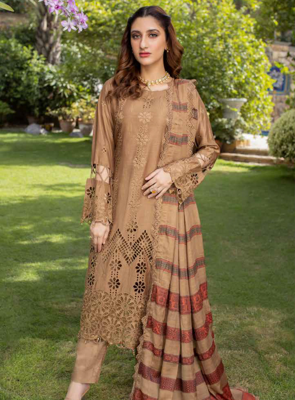 Raspberry By Schick Embroidered Schiffli Boring Viscose 3 Piece Unstitched Suit SDH24R D-04 Raspberry By Schick Embroidered Schiffli Boring Viscose 3 Piece Unstitched Suit SDH24R D-04