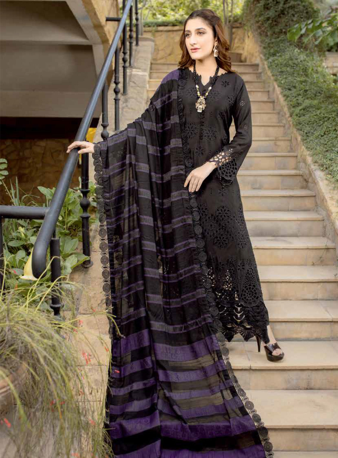 Raspberry By Schick Embroidered Schiffli Boring Viscose 3 Piece Unstitched Suit SDH24R D-05 Raspberry By Schick Embroidered Schiffli Boring Viscose 3 Piece Unstitched Suit SDH24R D-05