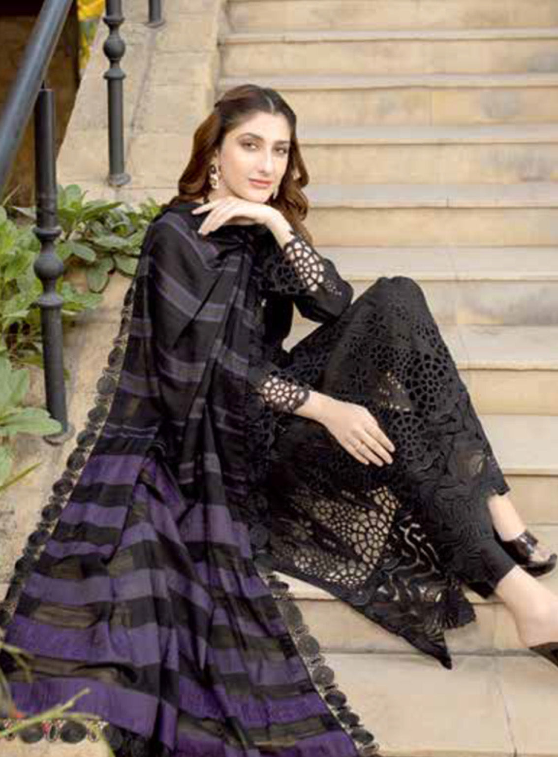 Raspberry By Schick Embroidered Schiffli Boring Viscose 3 Piece Unstitched Suit SDH24R D-05 Raspberry By Schick Embroidered Schiffli Boring Viscose 3 Piece Unstitched Suit SDH24R D-05