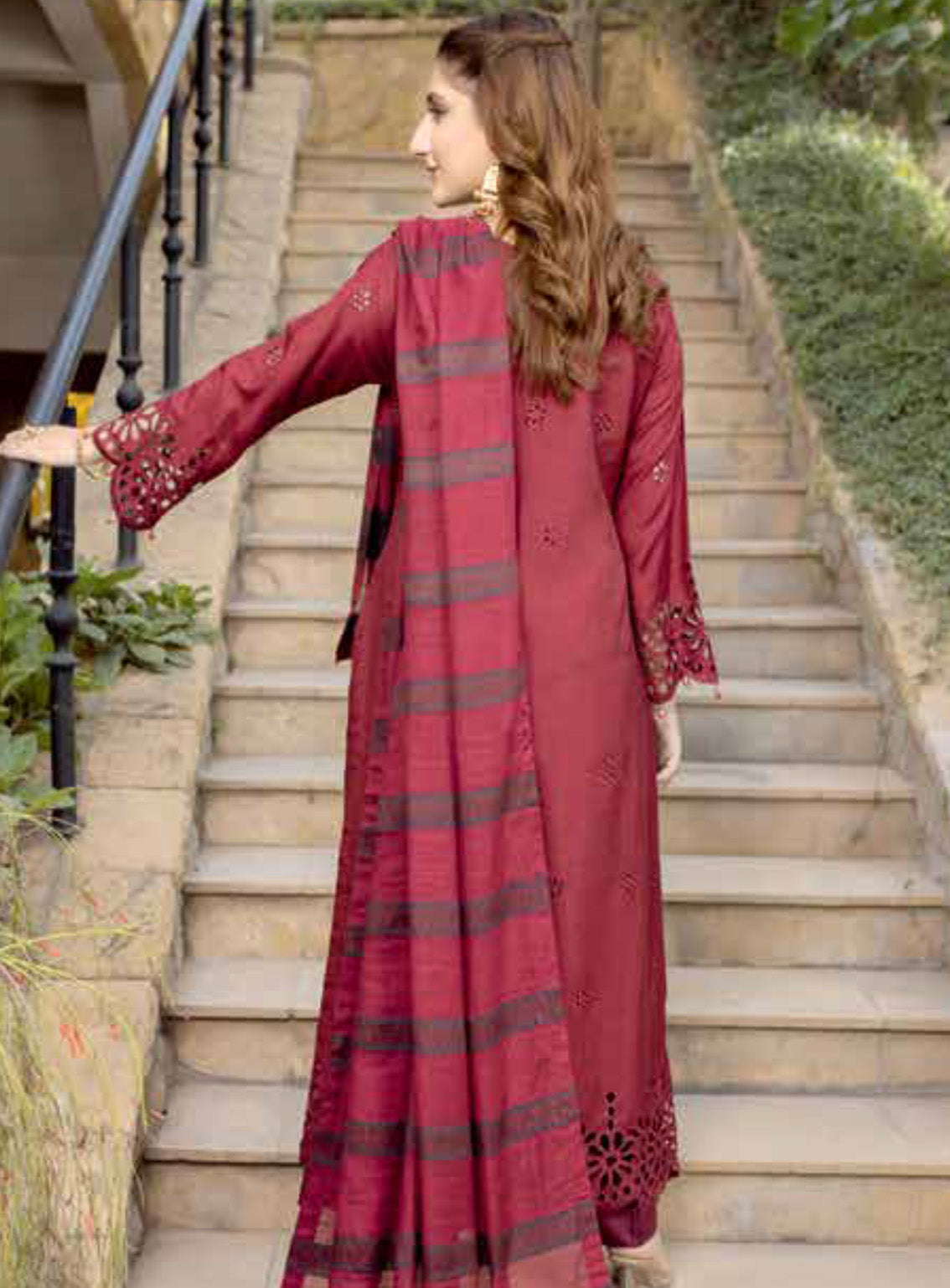 Raspberry By Schick Embroidered Schiffli Boring Viscose 3 Piece Unstitched Suit SDH24R D-06 Raspberry By Schick Embroidered Schiffli Boring Viscose 3 Piece Unstitched Suit SDH24R D-06