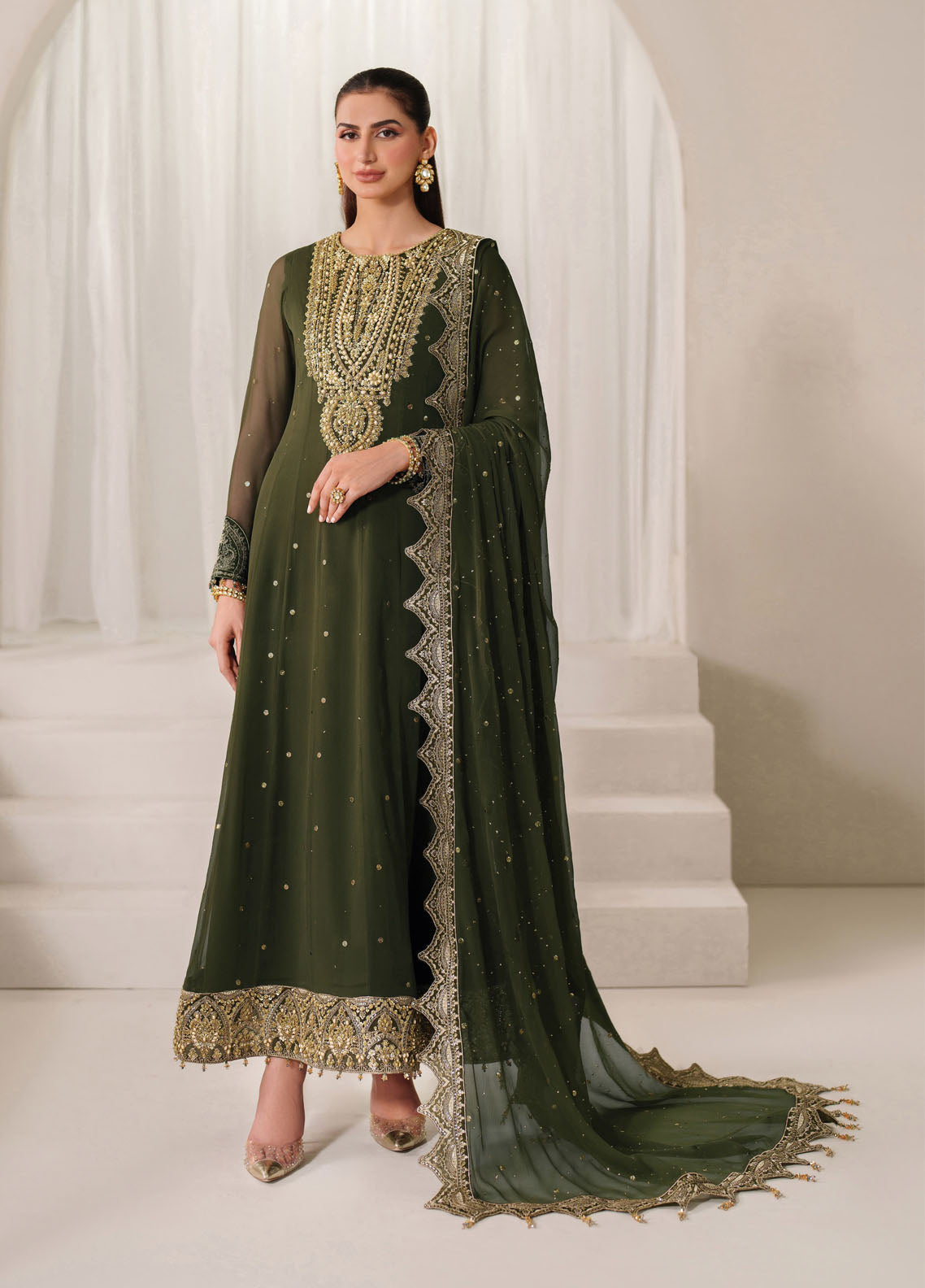 Reena By Alizeh Embroidered Chiffon 3 Piece Unstitched Suit AF25RV5 D-4051 REKHA Reena By Alizeh Embroidered Chiffon 3 Piece Unstitched Suit AF25RV5 D-4051 REKHA