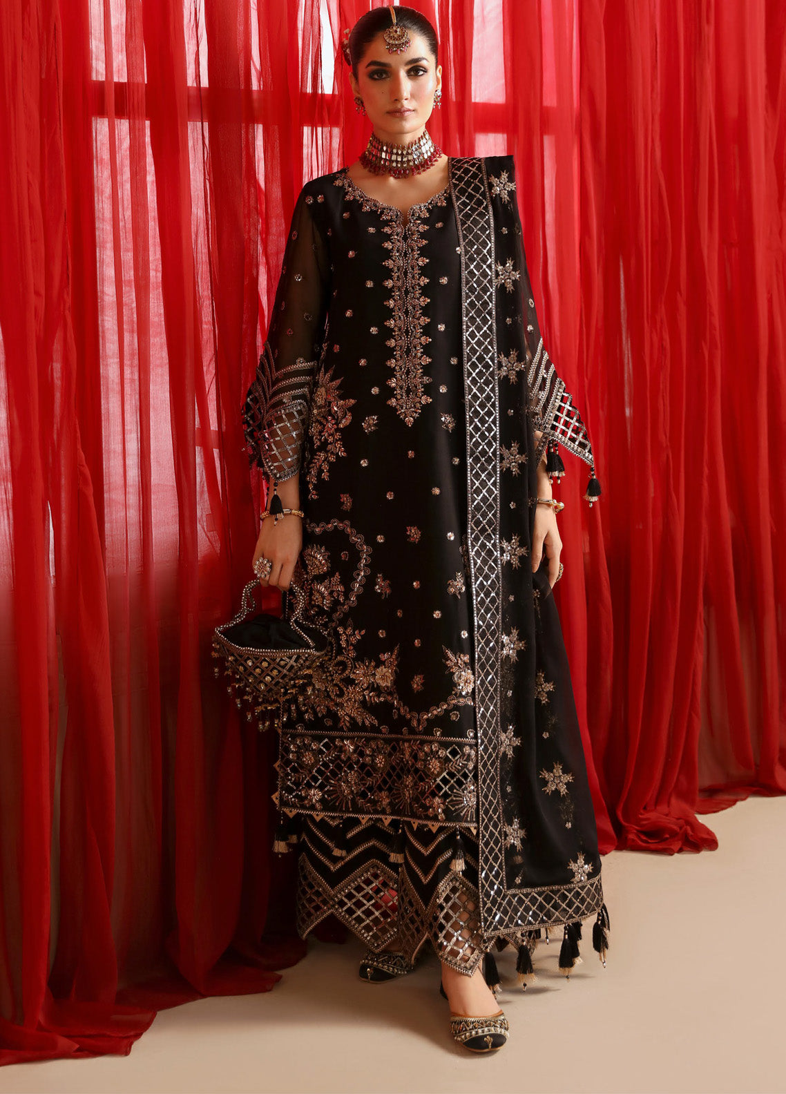 Reena By Alizeh Embroidered Chiffon 3 Piece Unstitched Suit AFB24RWV3 D-06 NAINA Reena By Alizeh Embroidered Chiffon 3 Piece Unstitched Suit AFB24RWV3 D-06 NAINA