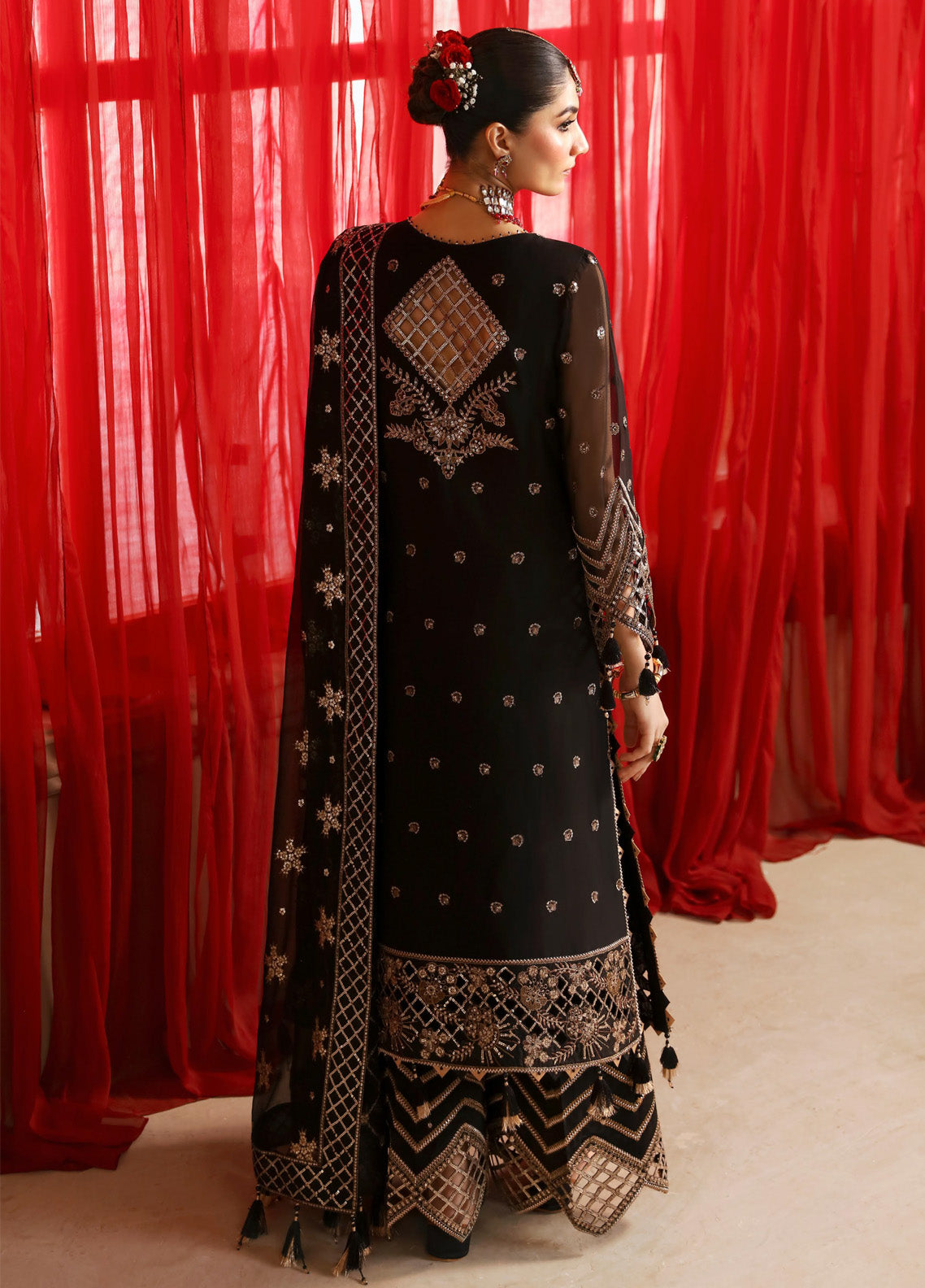 Reena By Alizeh Embroidered Chiffon 3 Piece Unstitched Suit AFB24RWV3 D-06 NAINA Reena By Alizeh Embroidered Chiffon 3 Piece Unstitched Suit AFB24RWV3 D-06 NAINA