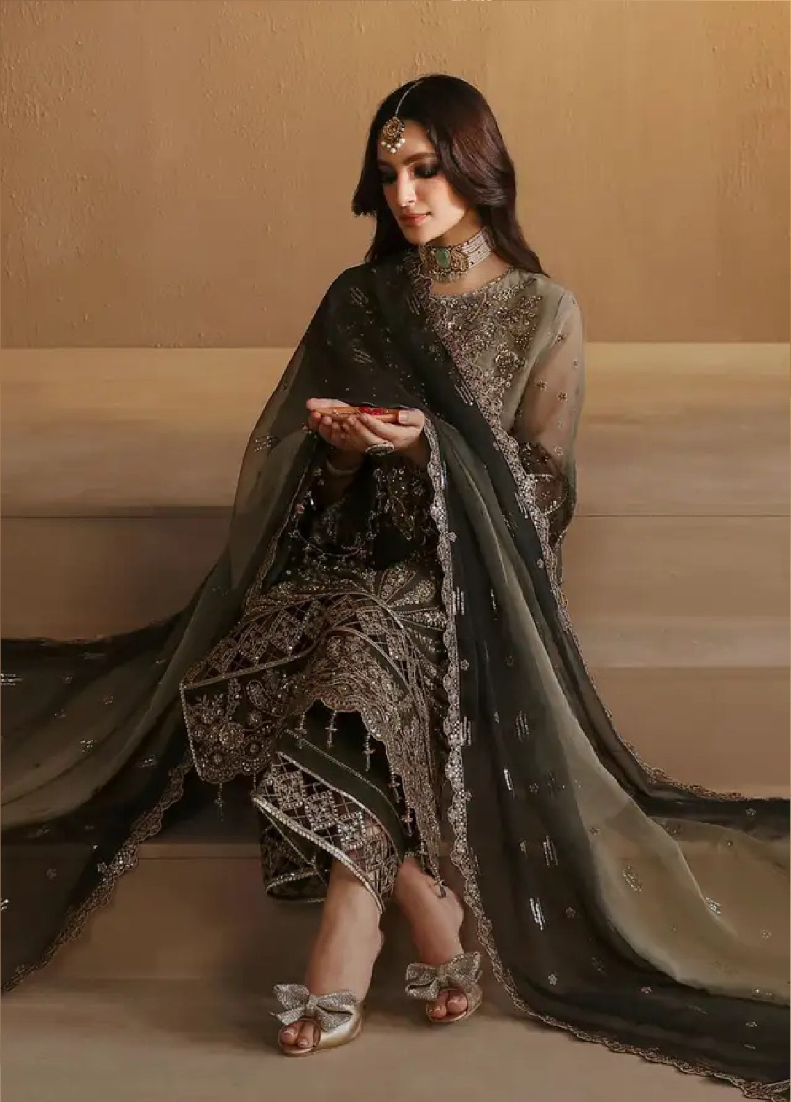 Reena By Alizeh Embroidered Net 3 Piece Unstitched Suit AFB24RWV3 D-01 JIYA Reena By Alizeh Embroidered Net 3 Piece Unstitched Suit AFB24RWV3 D-01 JIYA