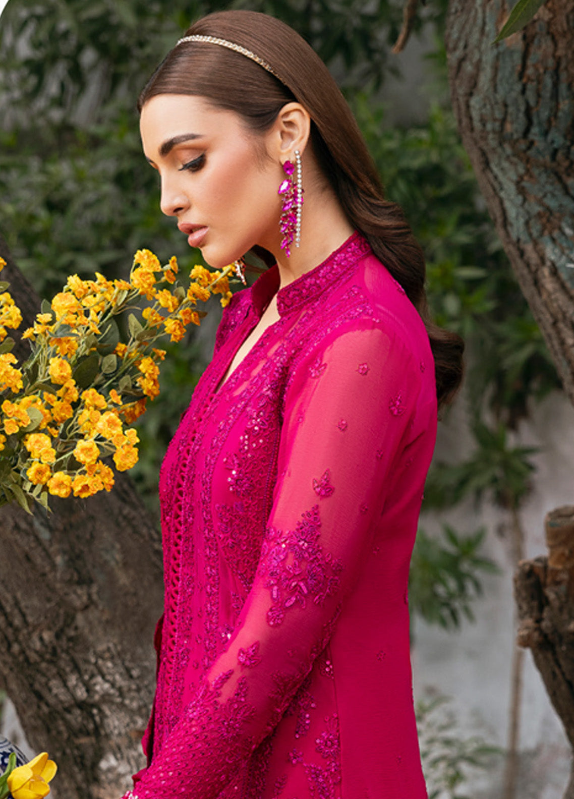 Reverie By Gulaal Embroidered Chiffon 3 Piece Unstitched Suit GL25R D-01 ZEVIRA Reverie By Gulaal Embroidered Chiffon 3 Piece Unstitched Suit GL25R D-01 ZEVIRA