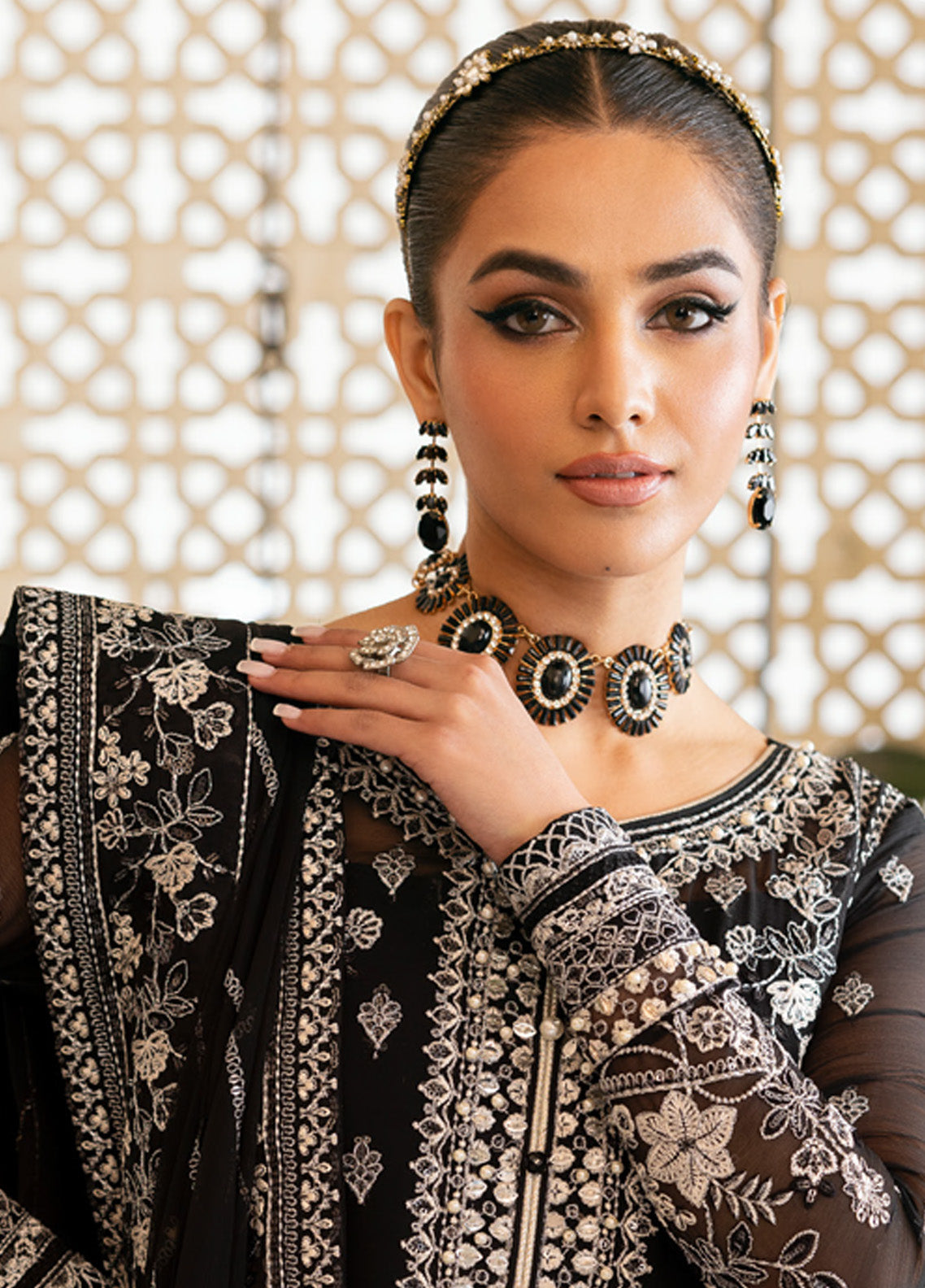 Reverie By Gulaal Embroidered Chiffon 3 Piece Unstitched Suit GL25R D-07 NYRA Reverie By Gulaal Embroidered Chiffon 3 Piece Unstitched Suit GL25R D-07 NYRA