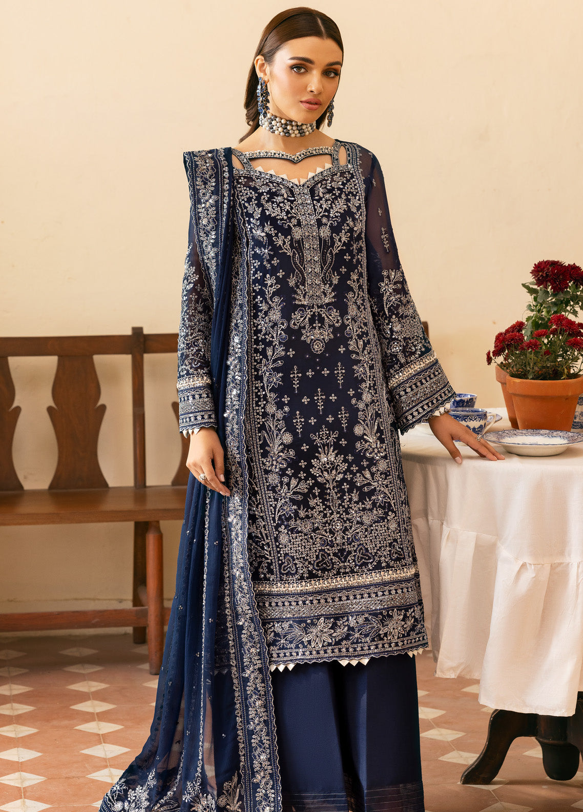 Reverie By Gulaal Embroidered Chiffon 3 Piece Unstitched Suit GL25R D-09 ARISTA Reverie By Gulaal Embroidered Chiffon 3 Piece Unstitched Suit GL25R D-09 ARISTA