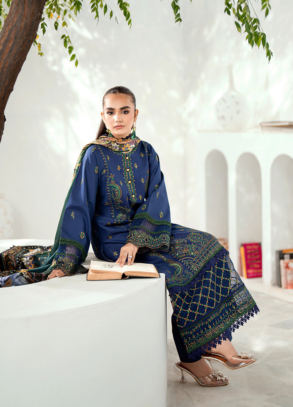 Riwaayat By Bin Ilyas Embroidered Lawn 3 Piece Unstitched Suit BI24R 302 A Riwaayat By Bin Ilyas Embroidered Lawn 3 Piece Unstitched Suit BI24R 302 A