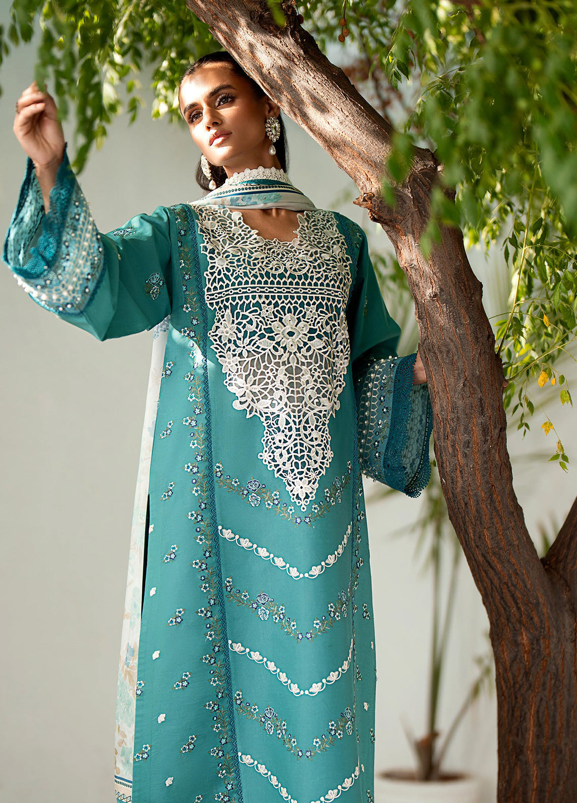 Riwaayat By Bin Ilyas Embroidered Lawn 3 Piece Unstitched Suit BI24R 306 B Riwaayat By Bin Ilyas Embroidered Lawn 3 Piece Unstitched Suit BI24R 306 B