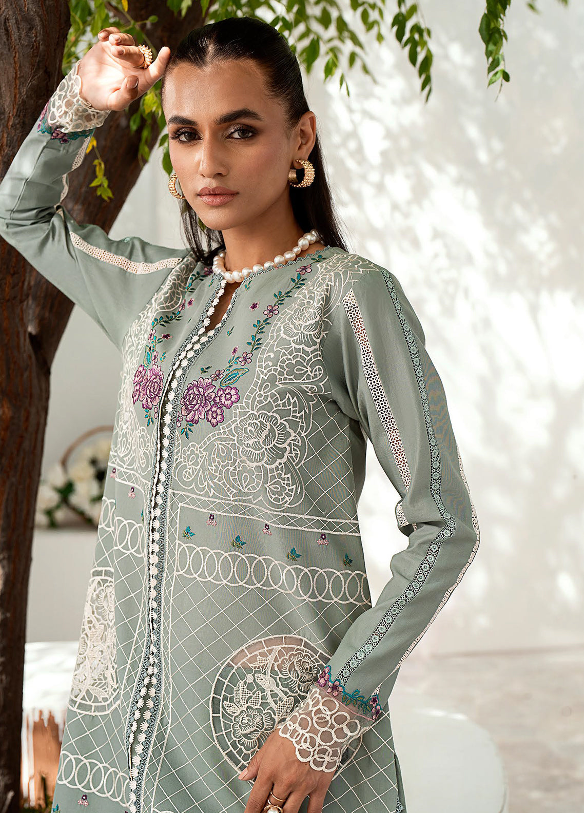 Riwaayat By Bin Ilyas Embroidered Lawn 3 Piece Unstitched Suit BI24R 307 A Riwaayat By Bin Ilyas Embroidered Lawn 3 Piece Unstitched Suit BI24R 307 A