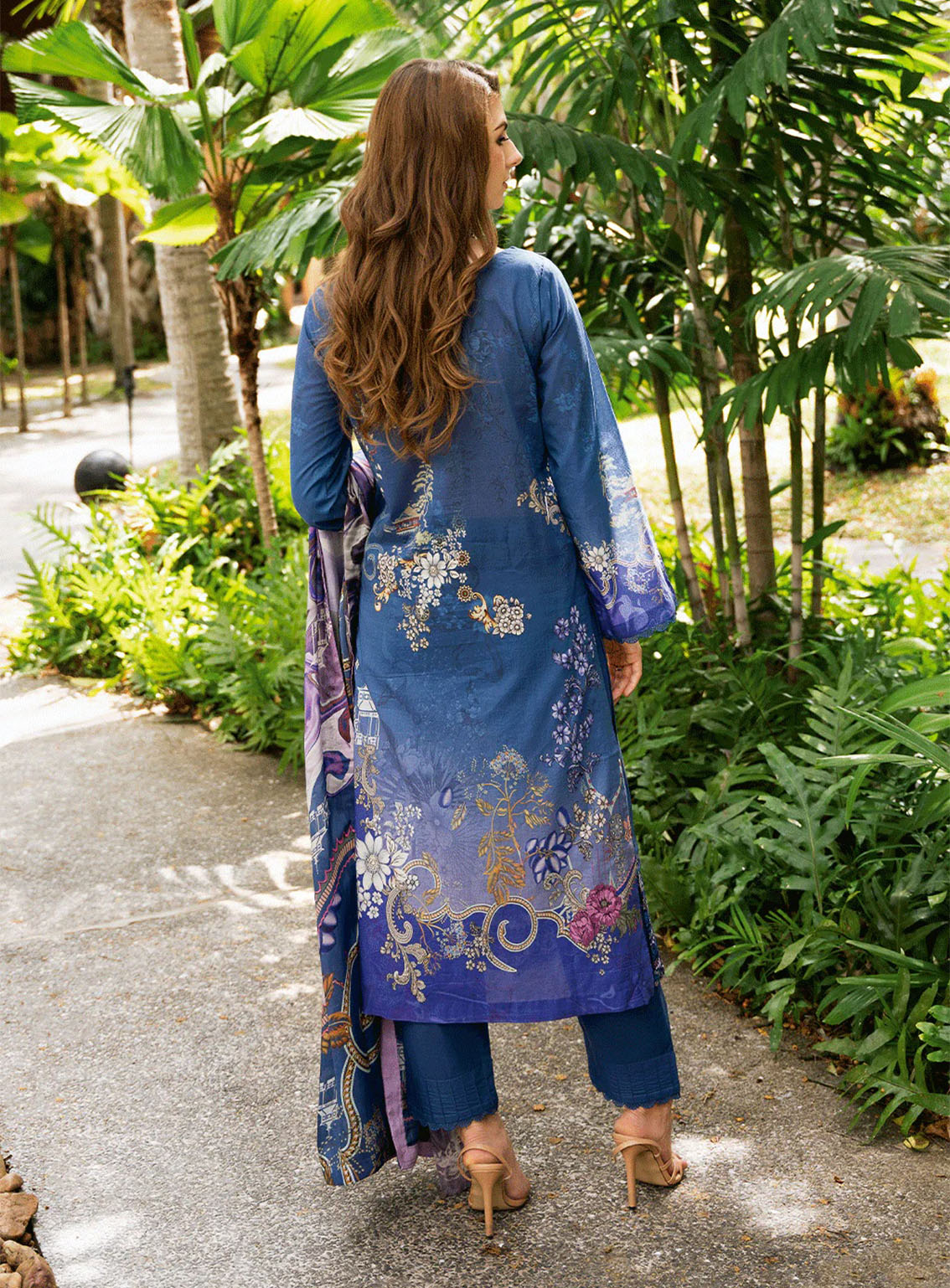 Riwayat By Ramsha Embroidered Lawn 3 Piece Unstitched Suit RM25RLEL Y-1110 Riwayat By Ramsha Embroidered Lawn 3 Piece Unstitched Suit RM25RLEL Y-1110