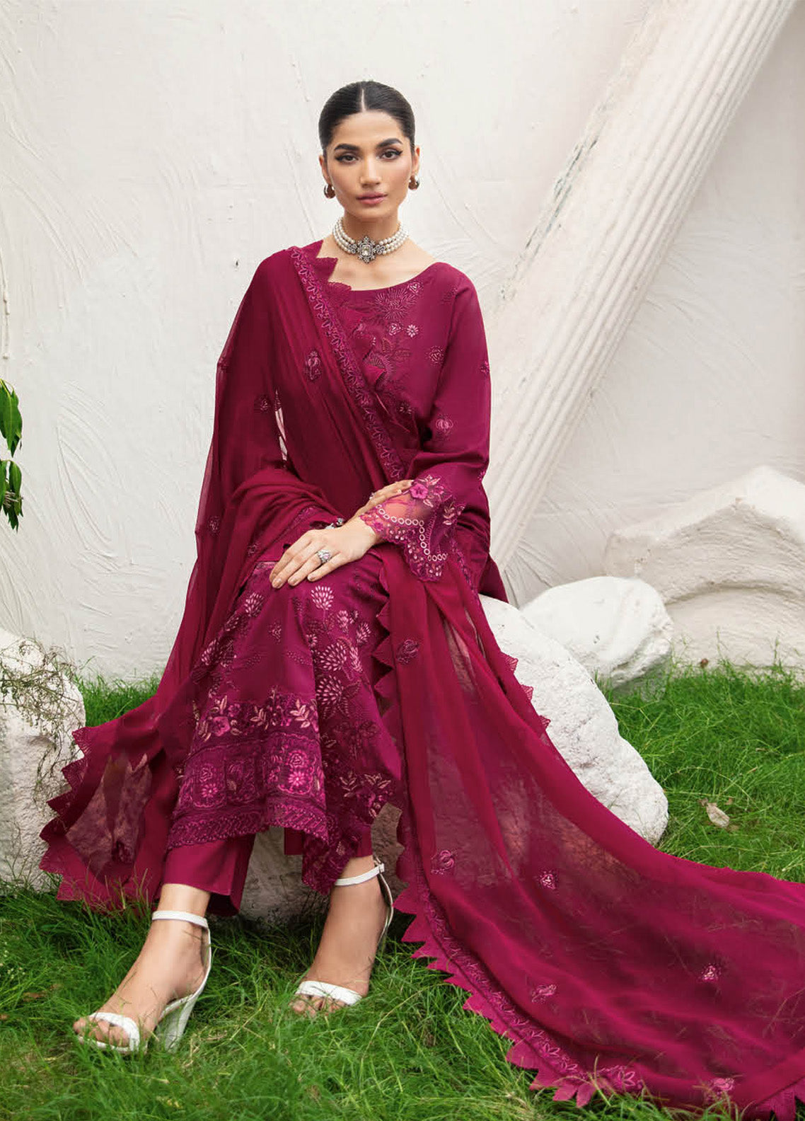 Riwayat By Ramsha Embroidered Lawn 3 Piece Unstitched Suit RM25RV10 D-Y-1001 Riwayat By Ramsha Embroidered Lawn 3 Piece Unstitched Suit RM25RV10 D-Y-1001