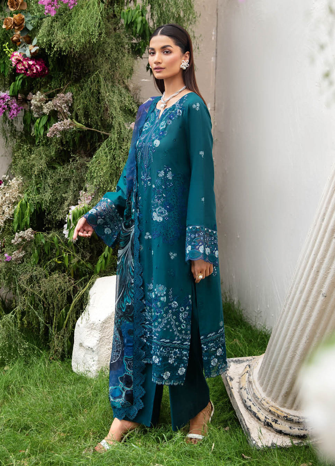 Riwayat By Ramsha Embroidered Lawn 3 Piece Unstitched Suit RM25RV10 D-Y-1002 Riwayat By Ramsha Embroidered Lawn 3 Piece Unstitched Suit RM25RV10 D-Y-1002