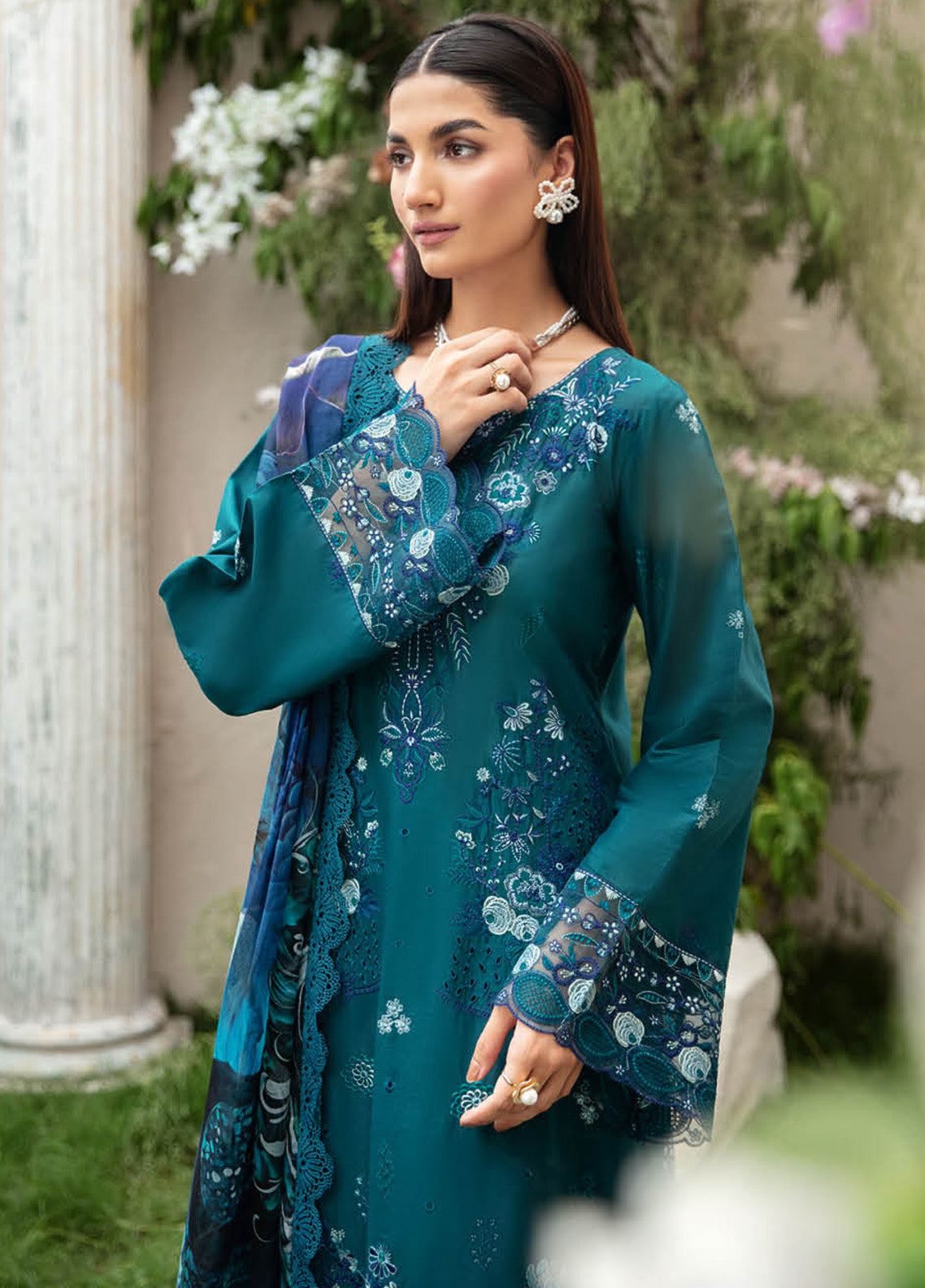 Riwayat By Ramsha Embroidered Lawn 3 Piece Unstitched Suit RM25RV10 D-Y-1002 Riwayat By Ramsha Embroidered Lawn 3 Piece Unstitched Suit RM25RV10 D-Y-1002