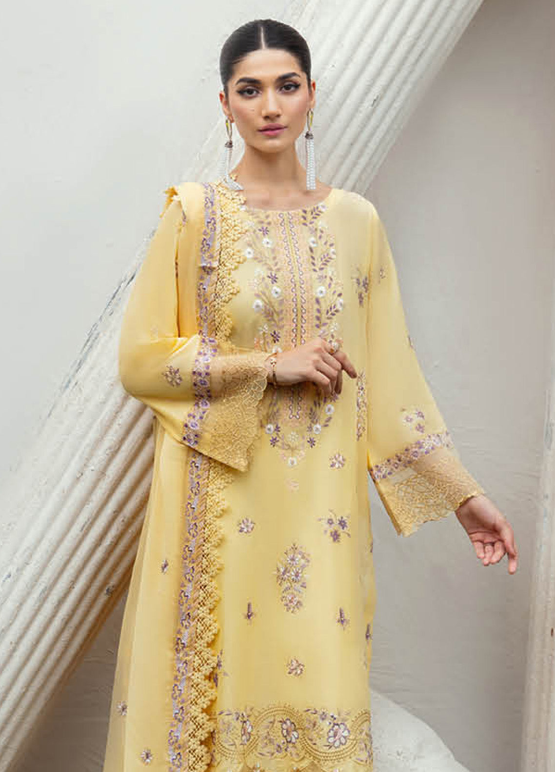 Riwayat By Ramsha Embroidered Lawn 3 Piece Unstitched Suit RM25RV10 D-Y-1003 Riwayat By Ramsha Embroidered Lawn 3 Piece Unstitched Suit RM25RV10 D-Y-1003
