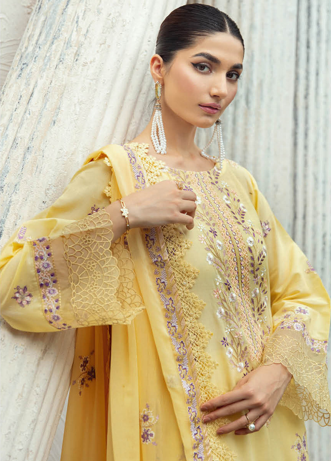 Riwayat By Ramsha Embroidered Lawn 3 Piece Unstitched Suit RM25RV10 D-Y-1003 Riwayat By Ramsha Embroidered Lawn 3 Piece Unstitched Suit RM25RV10 D-Y-1003
