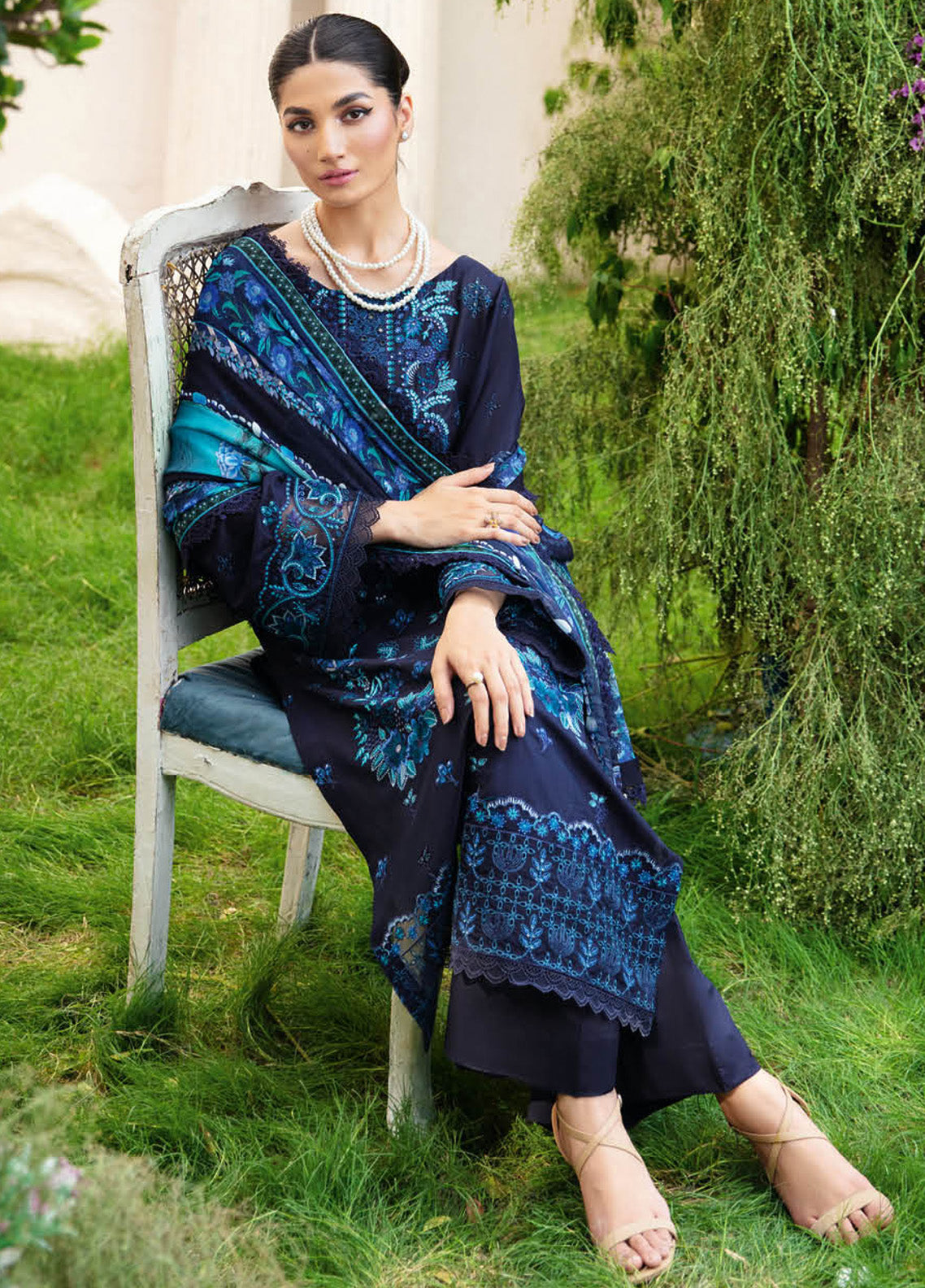 Riwayat By Ramsha Embroidered Lawn 3 Piece Unstitched Suit RM25RV10 D-Y-1005 Riwayat By Ramsha Embroidered Lawn 3 Piece Unstitched Suit RM25RV10 D-Y-1005