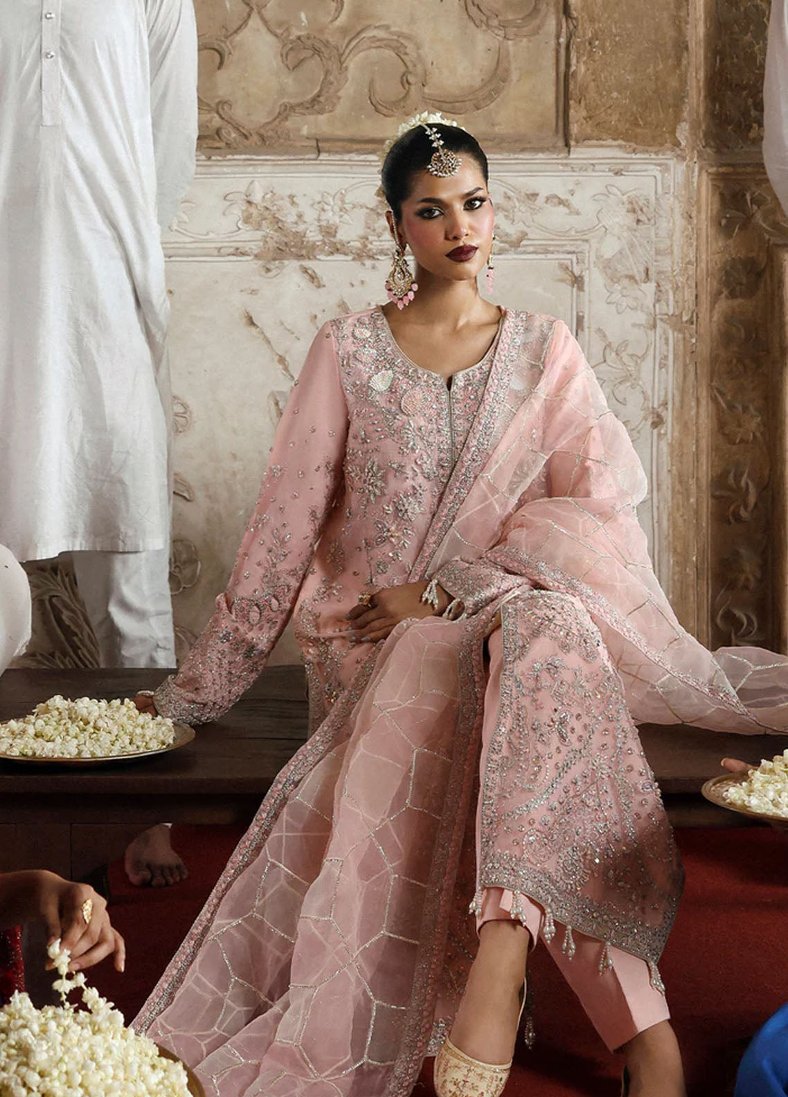 Romansiyyah By Emaan Adeel Embroidered Organza 3 Piece Unstitched Suit EA25RLF D-GULSHEEN Romansiyyah By Emaan Adeel Embroidered Organza 3 Piece Unstitched Suit EA25RLF D-GULSHEEN