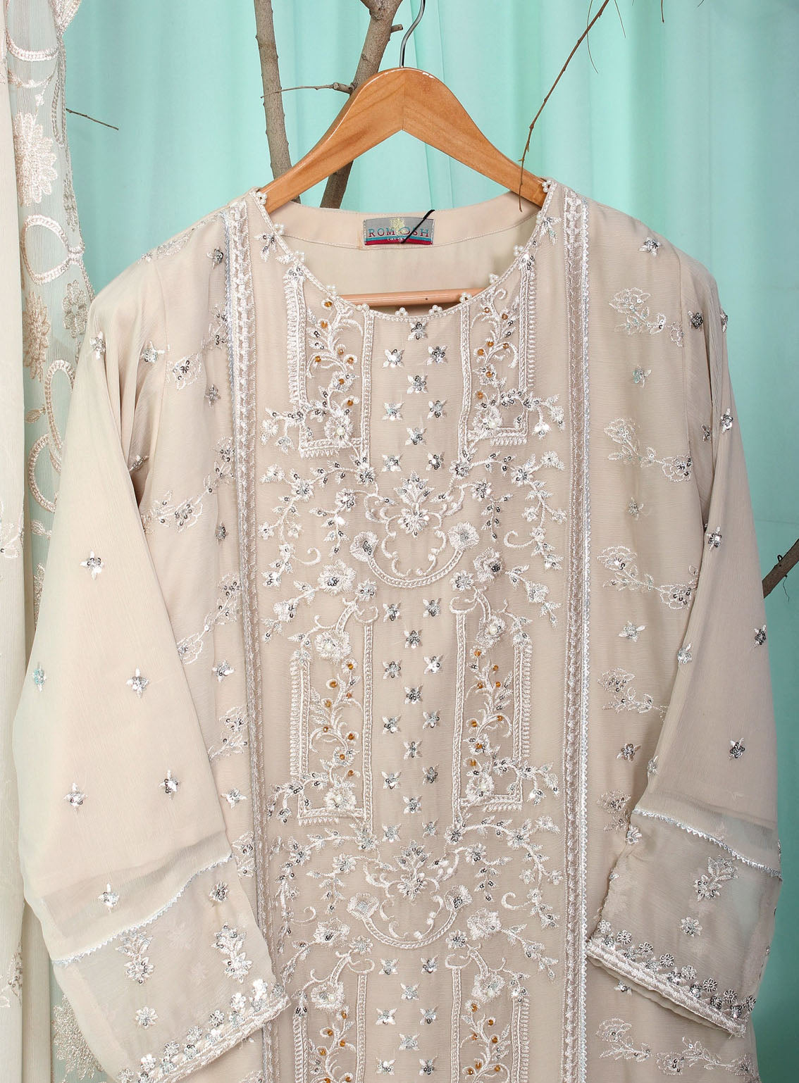 Romosh Fancy Embroidered Chiffon 3 Piece Stitched Suit - RNPC24FE RO-83 ENCHANTIVA-1 Romosh Fancy Embroidered Chiffon 3 Piece Stitched Suit - RNPC24FE RO-83 ENCHANTIVA-1