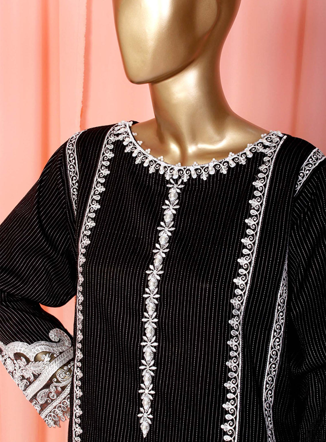 Romosh Fancy Embroidered Cotton 3 Piece Stitched Suit - RNPC24FE RO-152 GARDEN PARTY Romosh Fancy Embroidered Cotton 3 Piece Stitched Suit - RNPC24FE RO-152 GARDEN PARTY