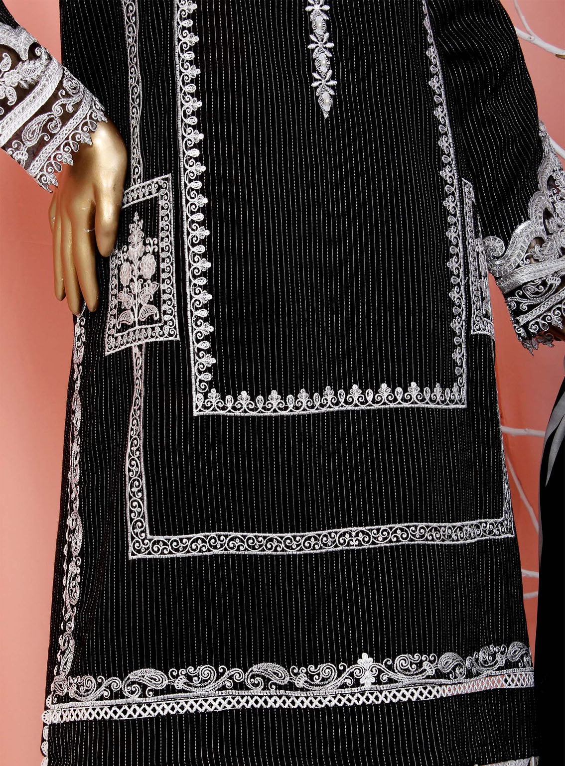 Romosh Fancy Embroidered Cotton 3 Piece Stitched Suit - RNPC24FE RO-152 GARDEN PARTY Romosh Fancy Embroidered Cotton 3 Piece Stitched Suit - RNPC24FE RO-152 GARDEN PARTY