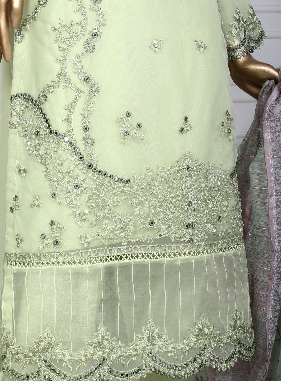 Romosh Fancy Embroidered Organza 3 Piece Stitched Suit - RNPC24FE RO-71 PISTACHIO PERFECTION Romosh Fancy Embroidered Organza 3 Piece Stitched Suit - RNPC24FE RO-71 PISTACHIO PERFECTION