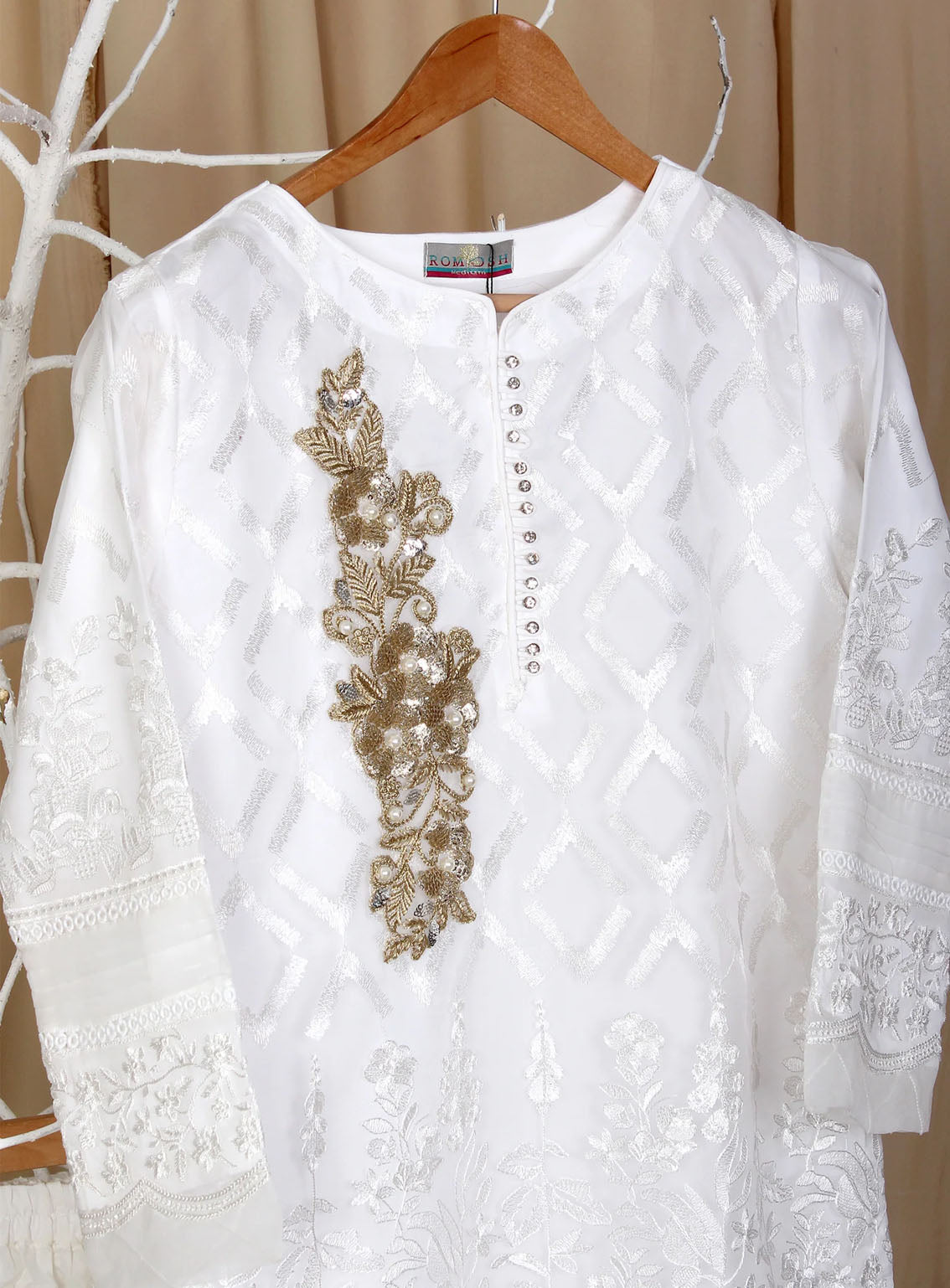 Romosh Fancy Embroidered Organza 3 Piece Stitched Suit - RNPC24FE RO-94 MAGICAL FAIRY-2 Romosh Fancy Embroidered Organza 3 Piece Stitched Suit - RNPC24FE RO-94 MAGICAL FAIRY-2