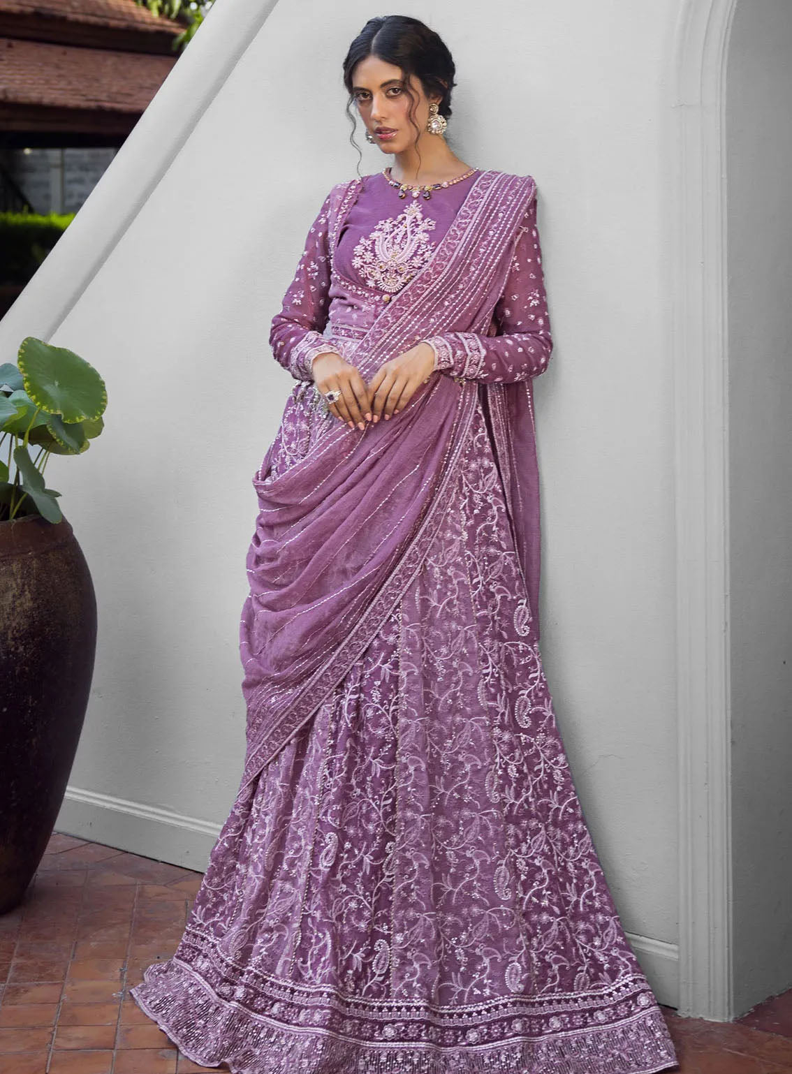 Roohi By Mushq Luxury Embroidered Organze 4 Piece Unstitched Suit MQ24R D-102 NAINA Roohi By Mushq Luxury Embroidered Organze 4 Piece Unstitched Suit MQ24R D-102 NAINA