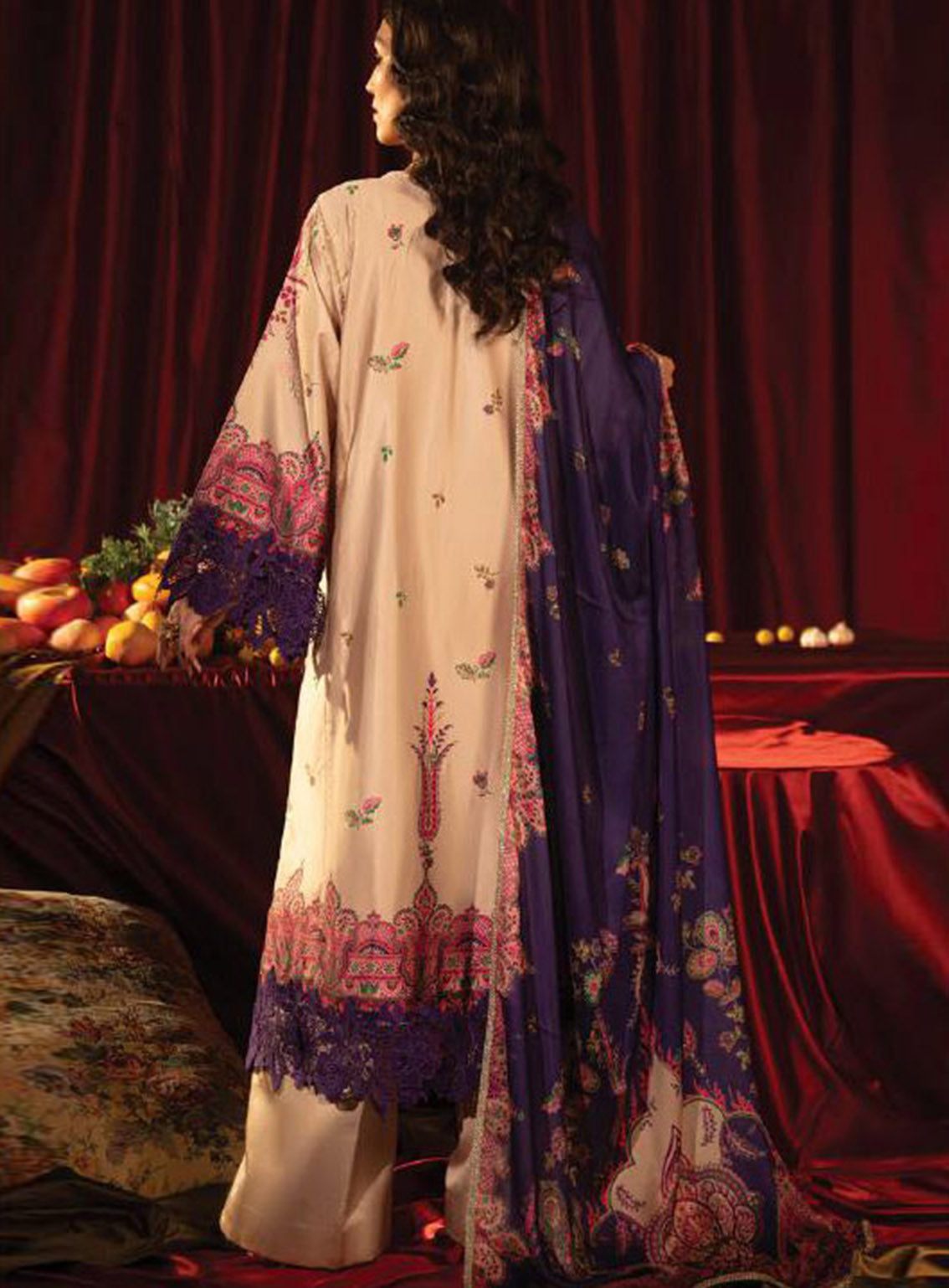 Roohi Silk By Myeesha Embroidered Silk 3 Piece Unstitched Suit MY24RS MS-1005 SUNEHRI Roohi Silk By Myeesha Embroidered Silk 3 Piece Unstitched Suit MY24RS MS-1005 SUNEHRI