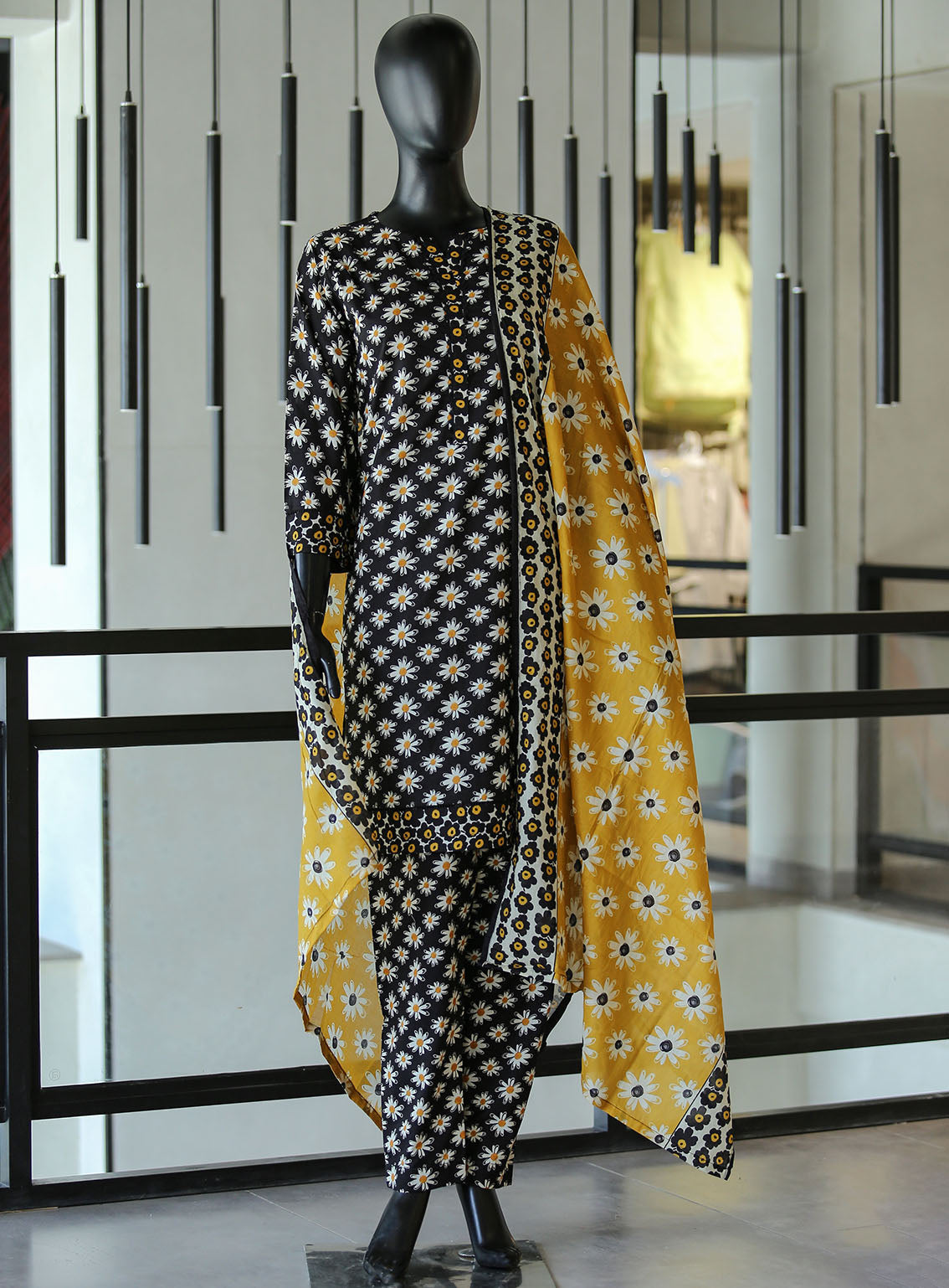 Royal Fashion Digital Printed Lawn 3 Piece Stitched Suit - RF24DPL BS-04 Royal Fashion Digital Printed Lawn 3 Piece Stitched Suit - RF24DPL BS-04