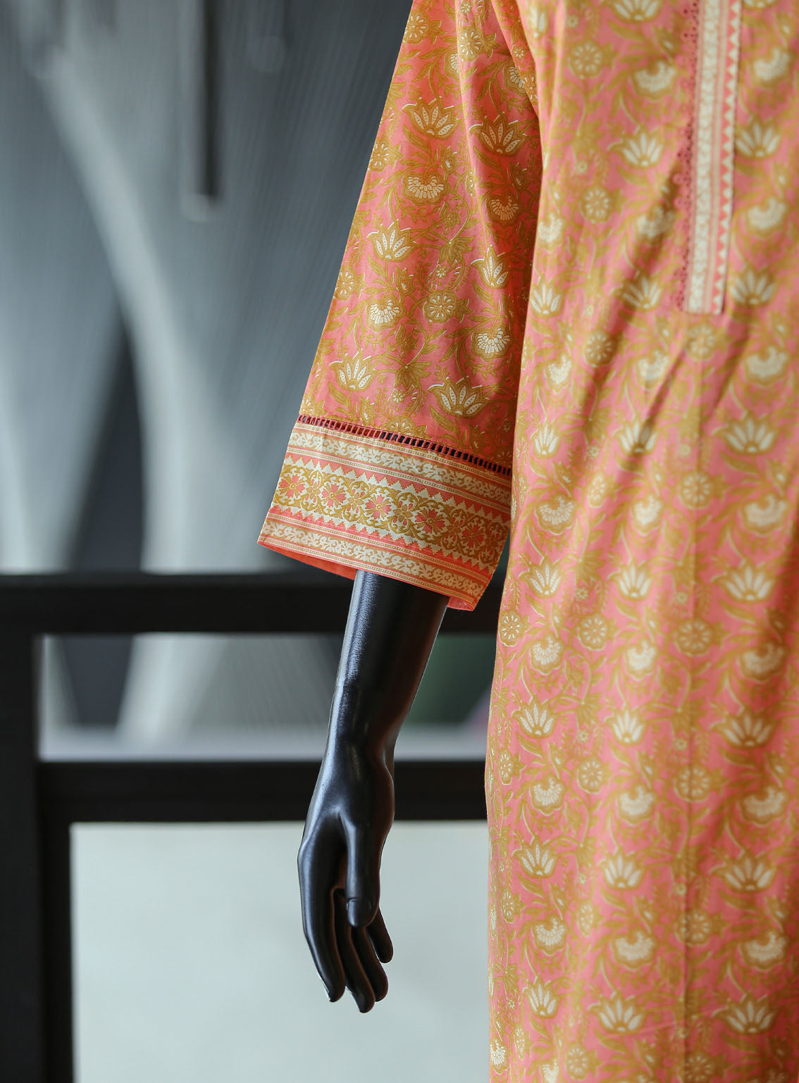 Royal Fashion Digital Printed Lawn 3 Piece Stitched Suit - RF24DPL BS-09 Royal Fashion Digital Printed Lawn 3 Piece Stitched Suit - RF24DPL BS-09