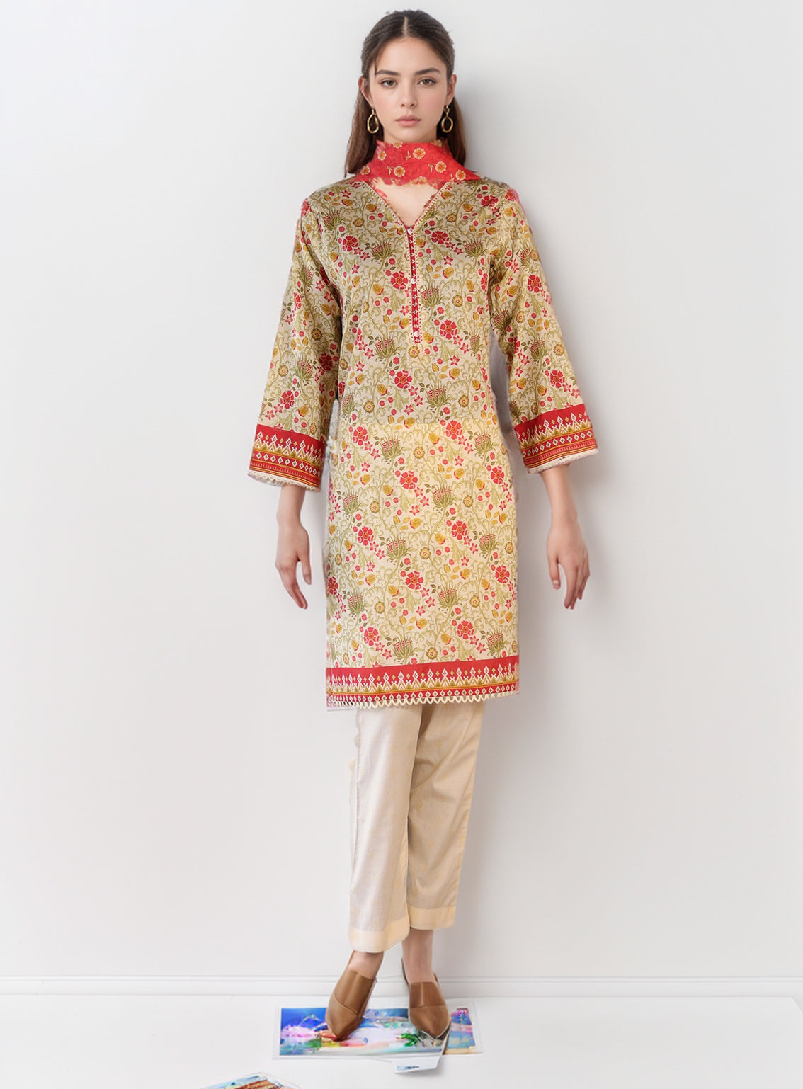 Royal Fashion Digital Printed Lawn 3 Piece Stitched Suit RF24DPL D-04 Royal Fashion Digital Printed Lawn 3 Piece Stitched Suit RF24DPL D-04