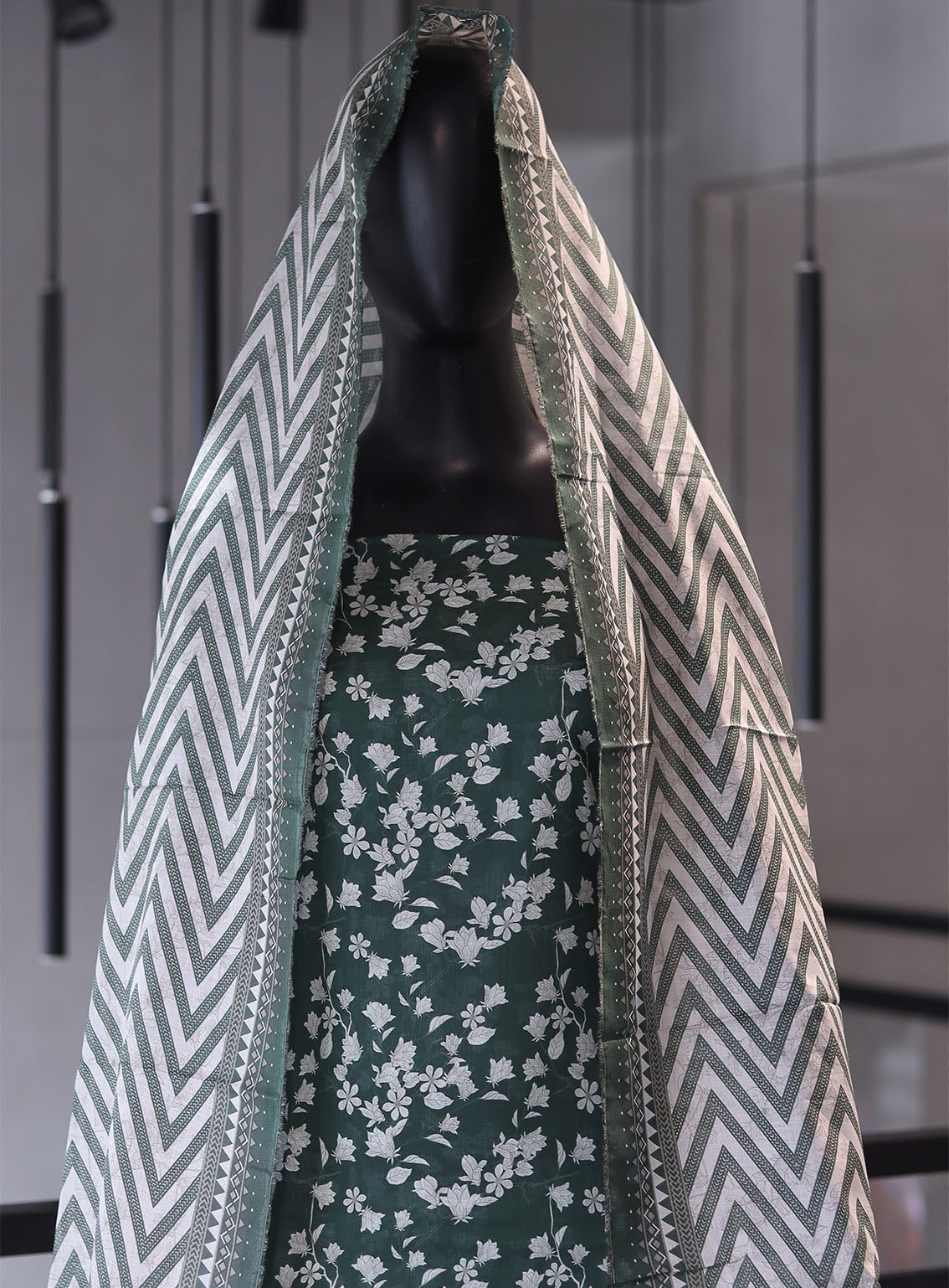 Royal Fashion Digital Printed Lawn 3 Piece Unstitched Suit RF24PL D-16 Royal Fashion Digital Printed Lawn 3 Piece Unstitched Suit RF24PL D-16