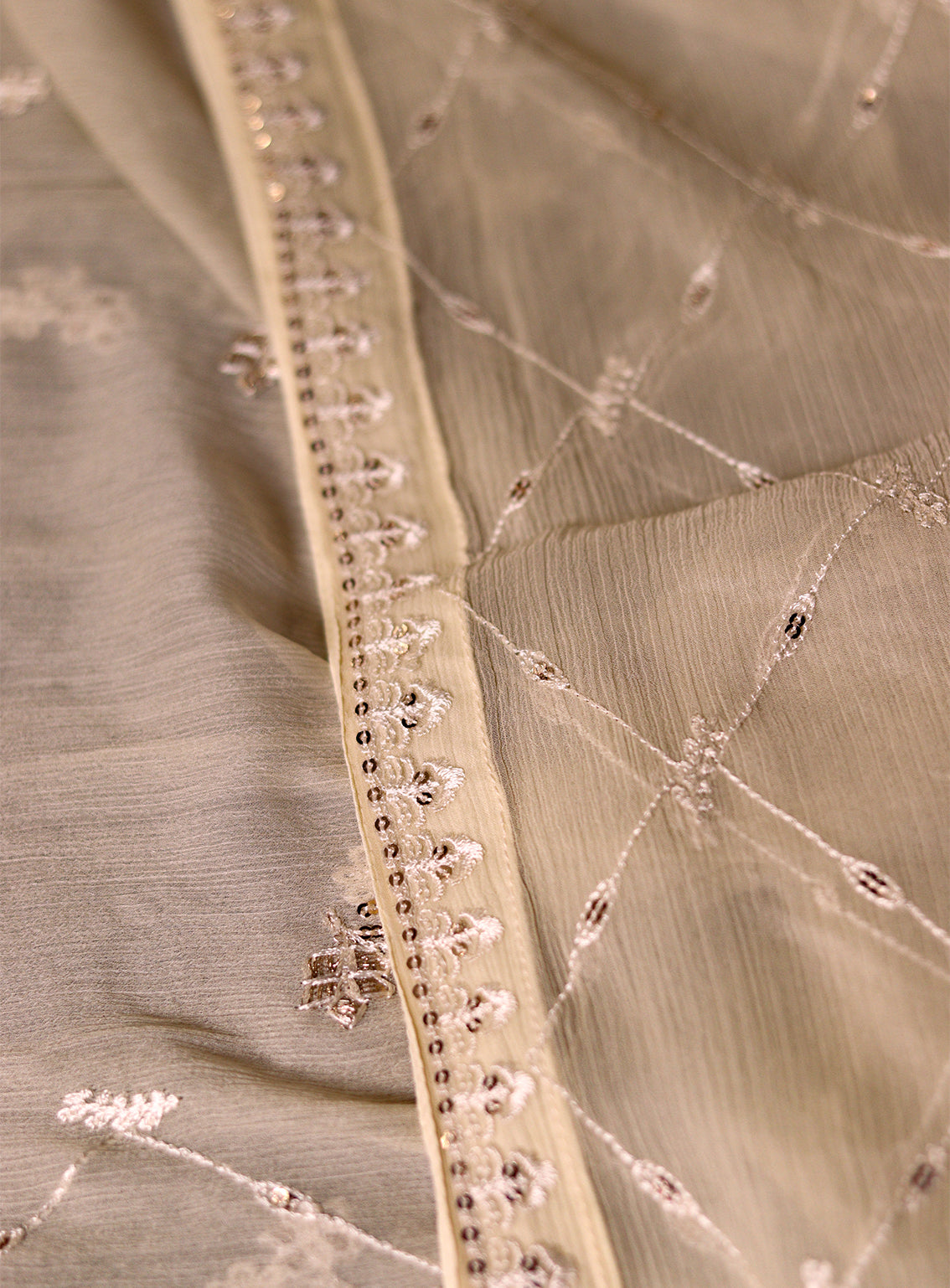 Royal Fashion Embroidered Chiffon 3 Piece Stitched Suit RF26EP D-SG-01-CM Royal Fashion Embroidered Chiffon 3 Piece Stitched Suit RF26EP D-SG-01-CM