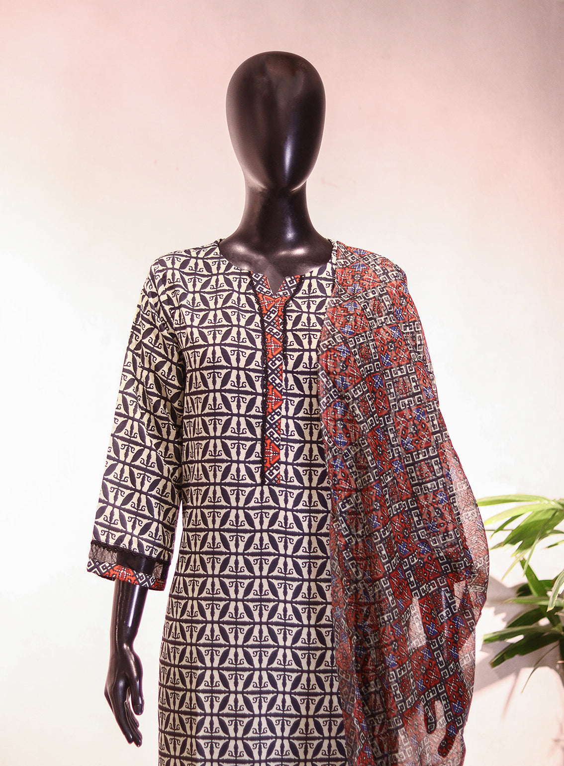 Royal Fashion Embroidered Lawn 3 Piece Stitched Suit RF26EP D-SNSC-B245 CML Royal Fashion Embroidered Lawn 3 Piece Stitched Suit RF26EP D-SNSC-B245 CML